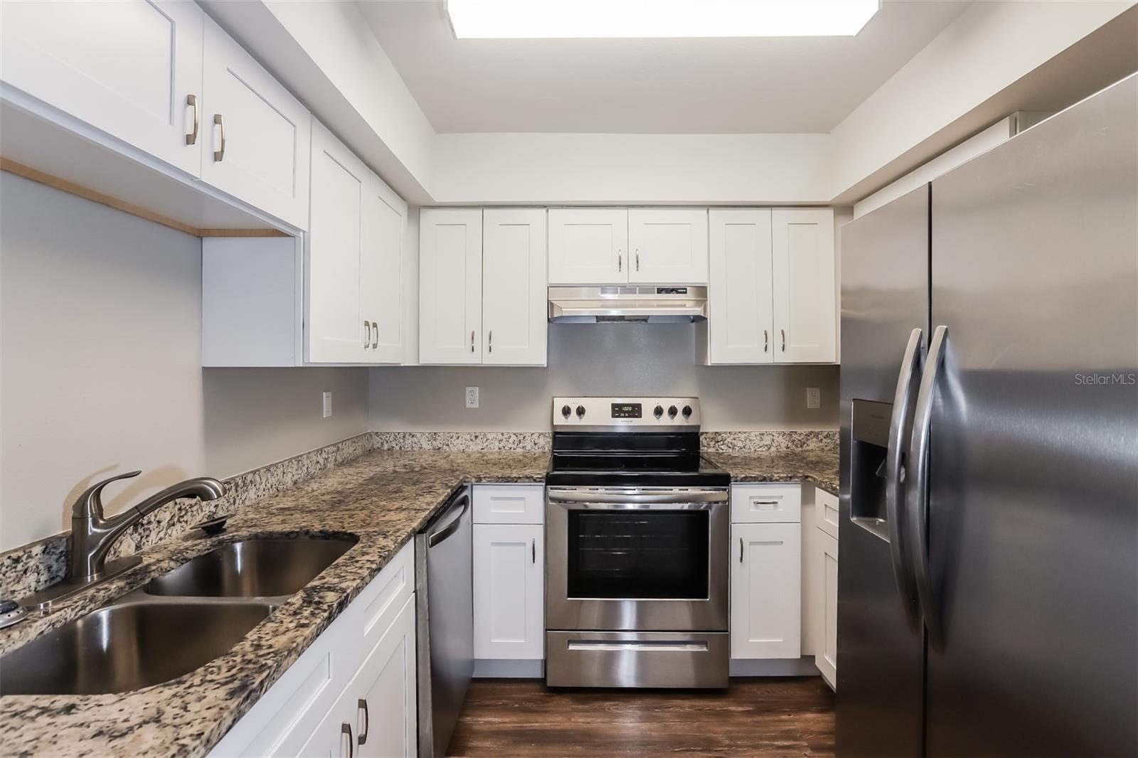Image 5 of 15 For 1110 Lakemont Drive
