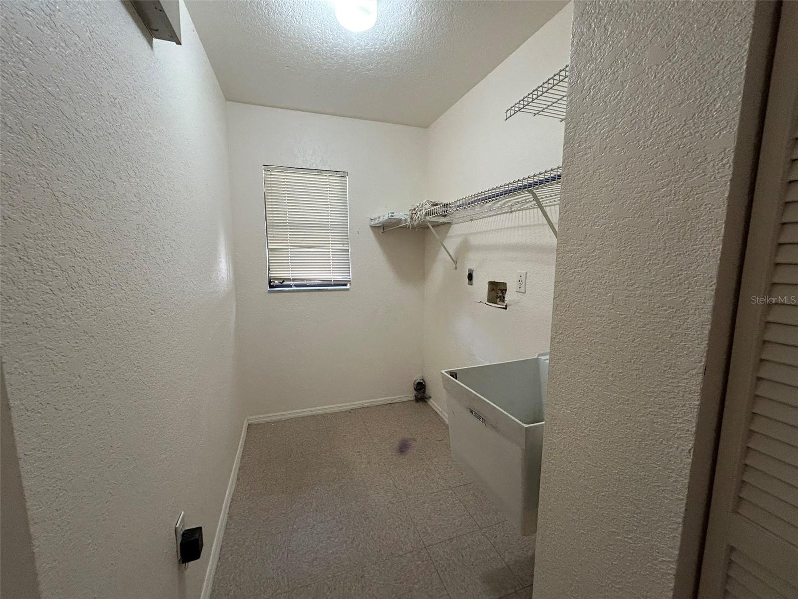 Image 17 of 21 For 20408 Andover Avenue