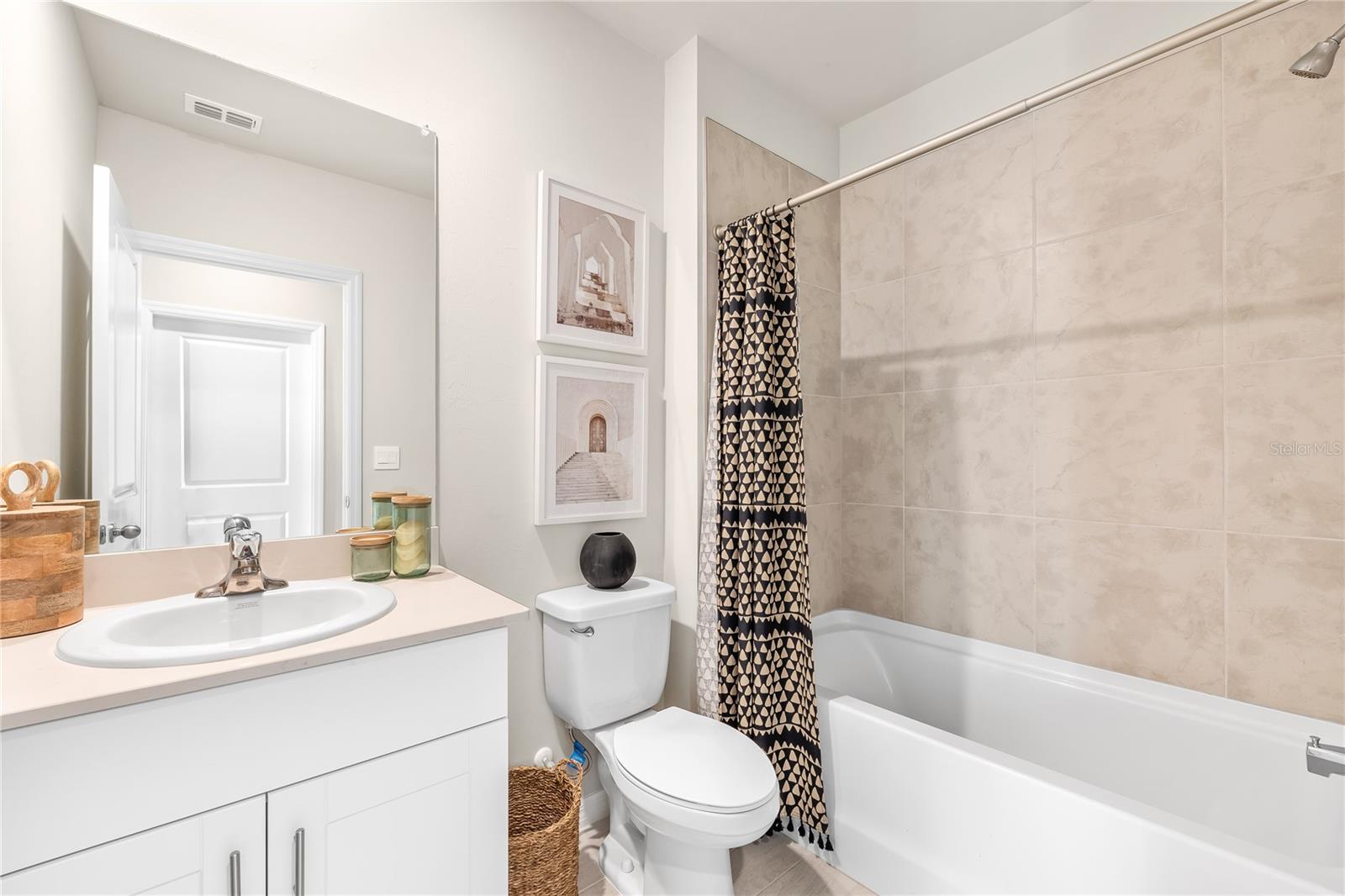 Image 13 of 18 For 4863 Schubert Trail