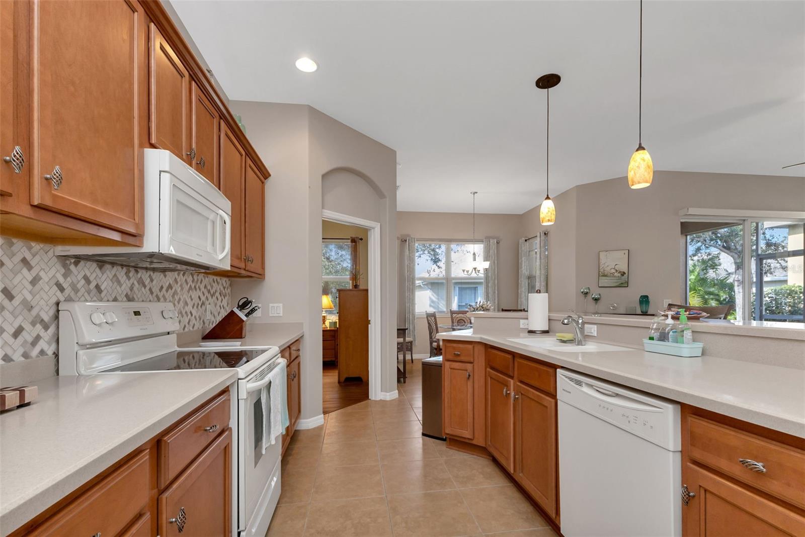 Image 10 of 41 For 1809 Knights Bridge Trail