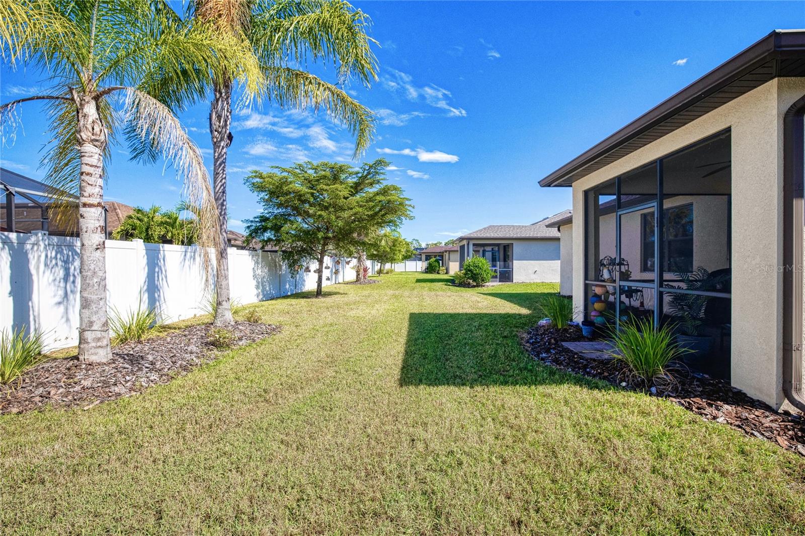 Image 36 of 50 For 2600 Sherman Oak Drive