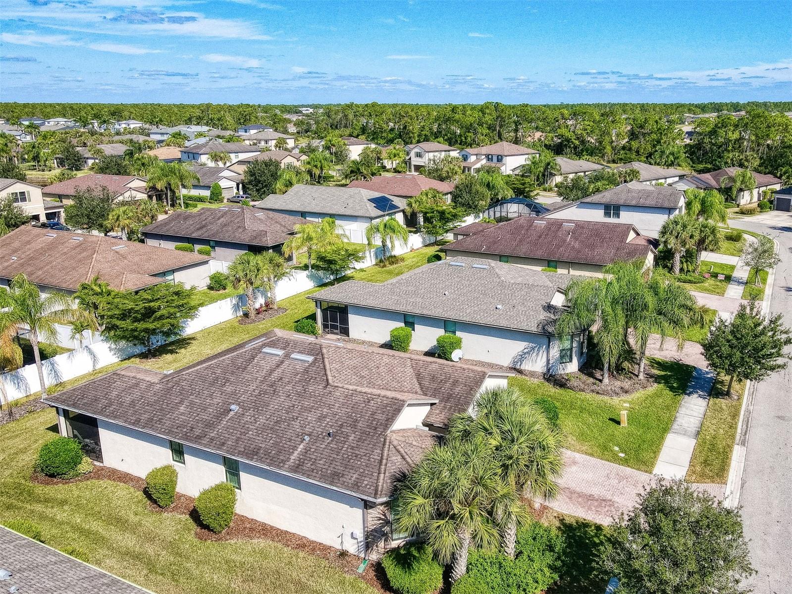 Image 40 of 50 For 2600 Sherman Oak Drive