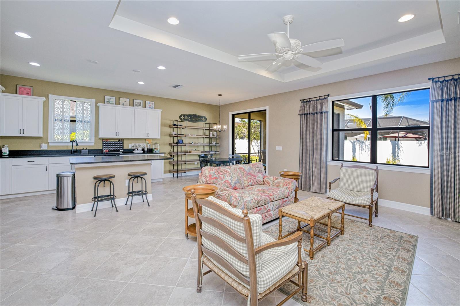 Image 7 of 50 For 2600 Sherman Oak Drive