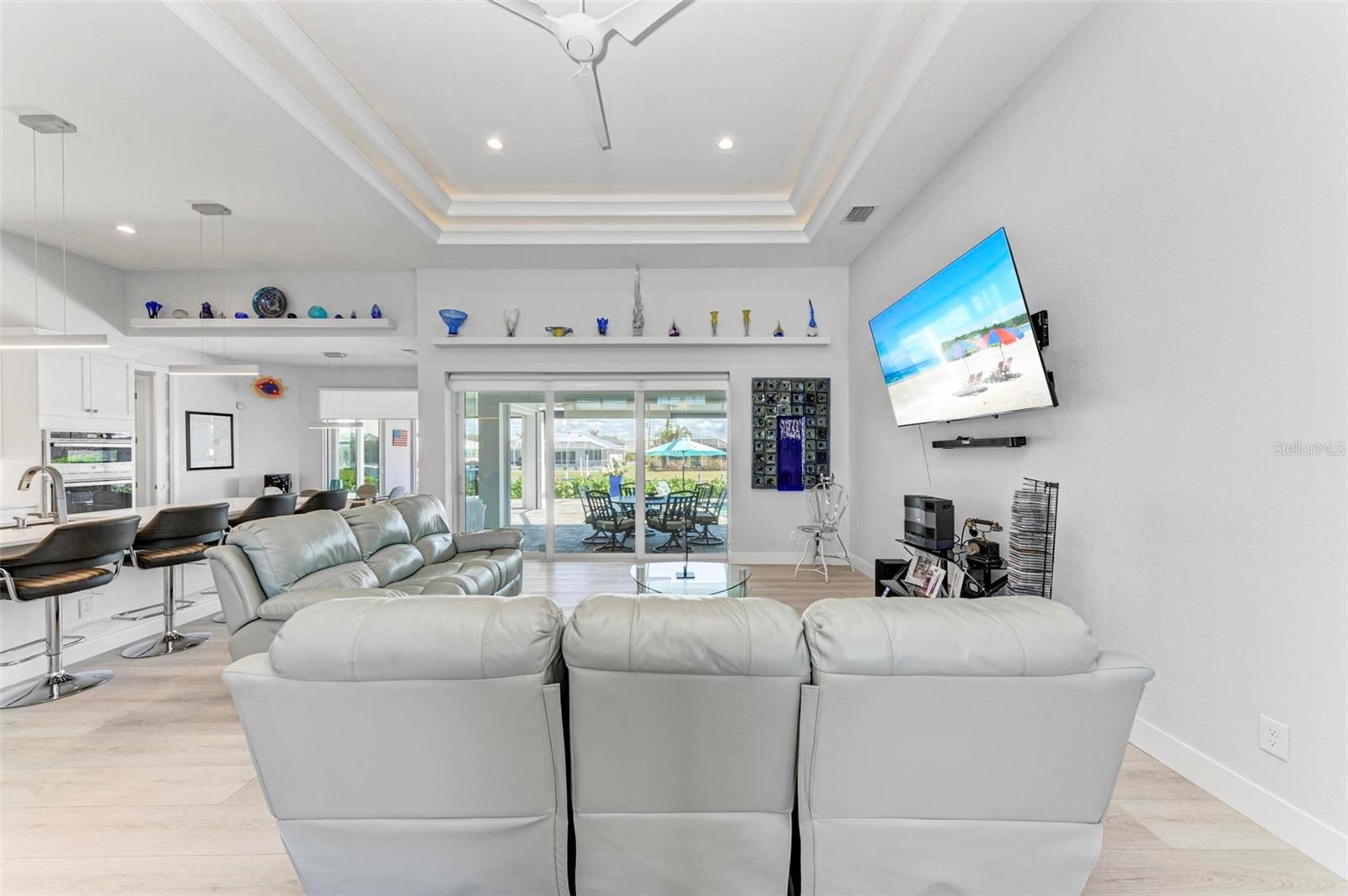 Image 12 of 50 For 630 Coronado Drive