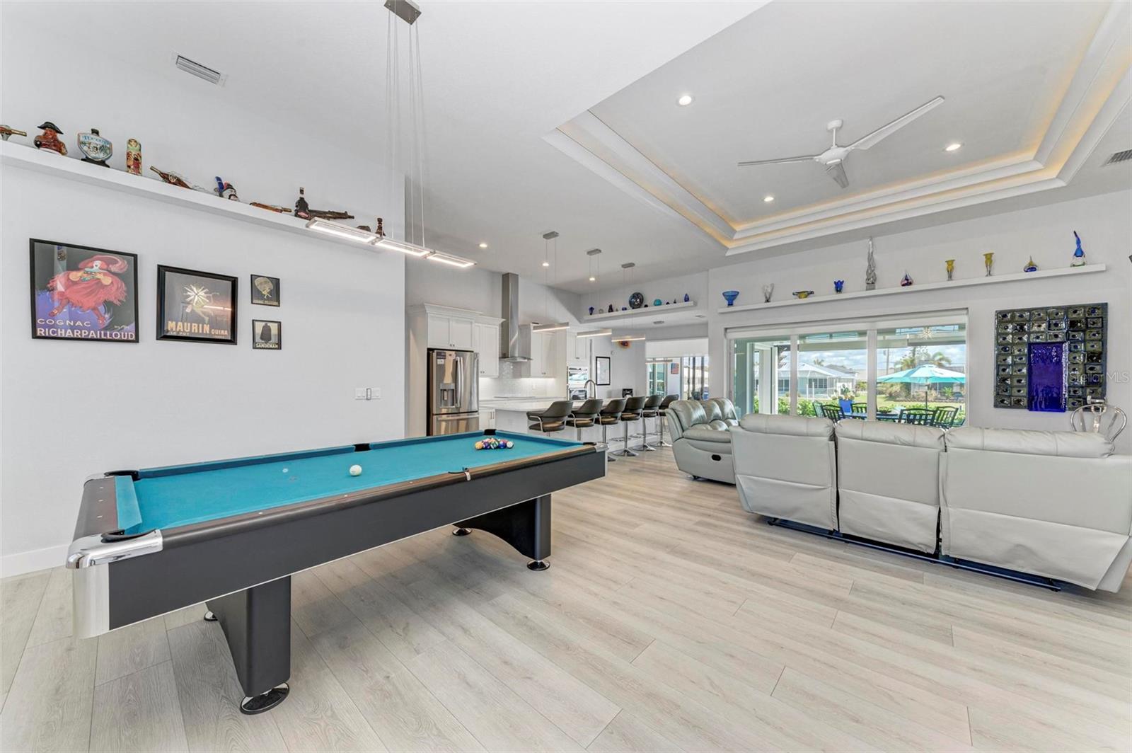 Image 15 of 50 For 630 Coronado Drive