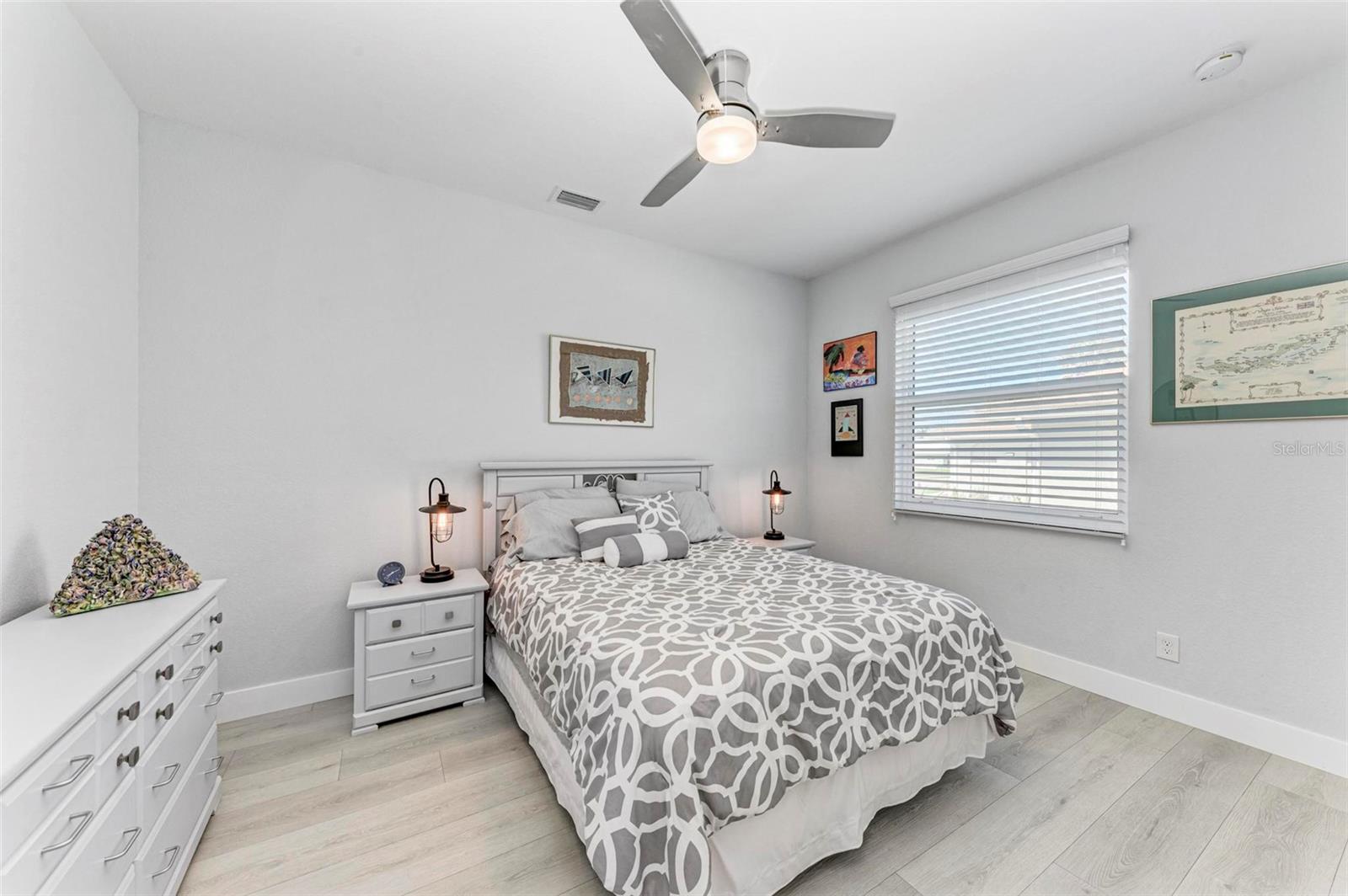 Image 32 of 50 For 630 Coronado Drive