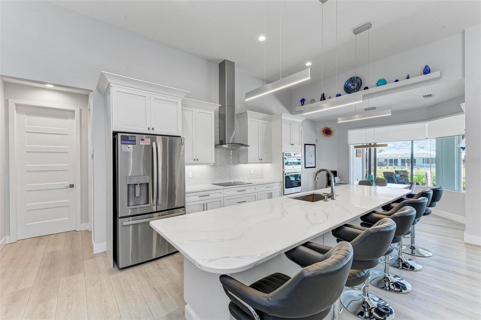 Image 9 of 50 For 630 Coronado Drive