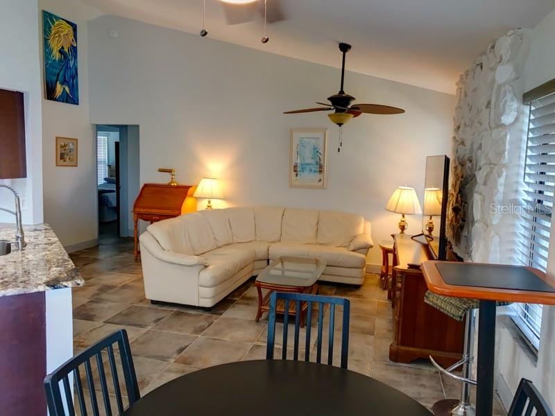 Image 10 of 26 For 572 Belvedere Court