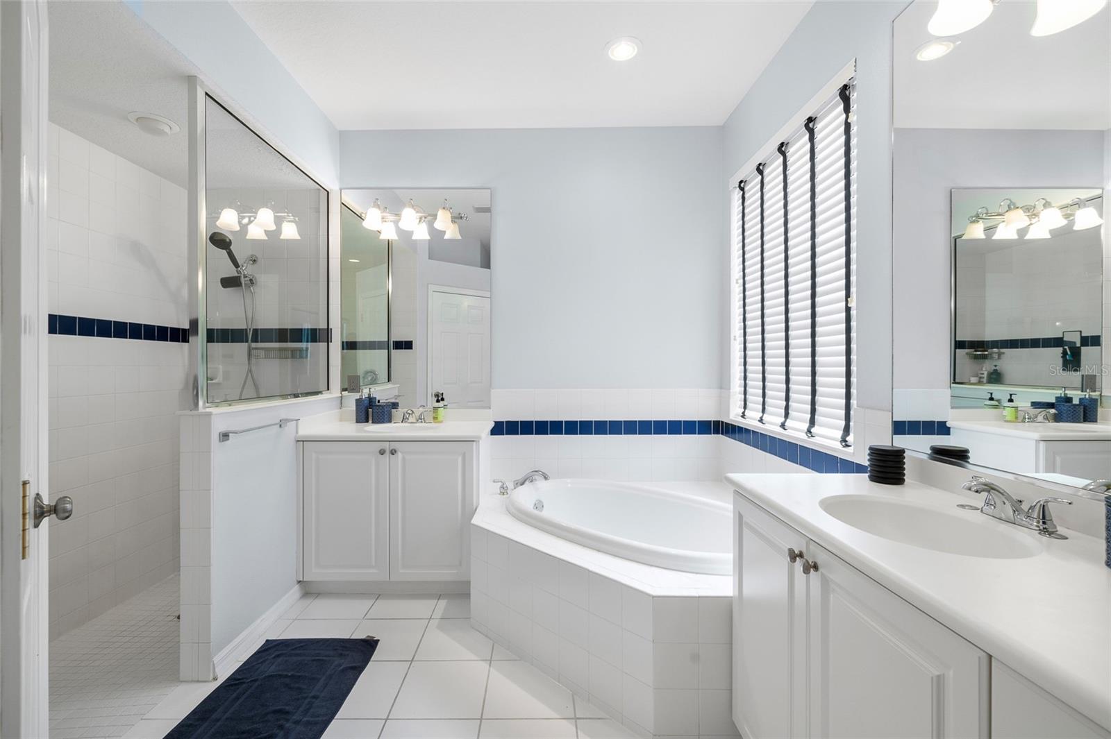 Image 23 of 44 For 7478 Edenmore Street