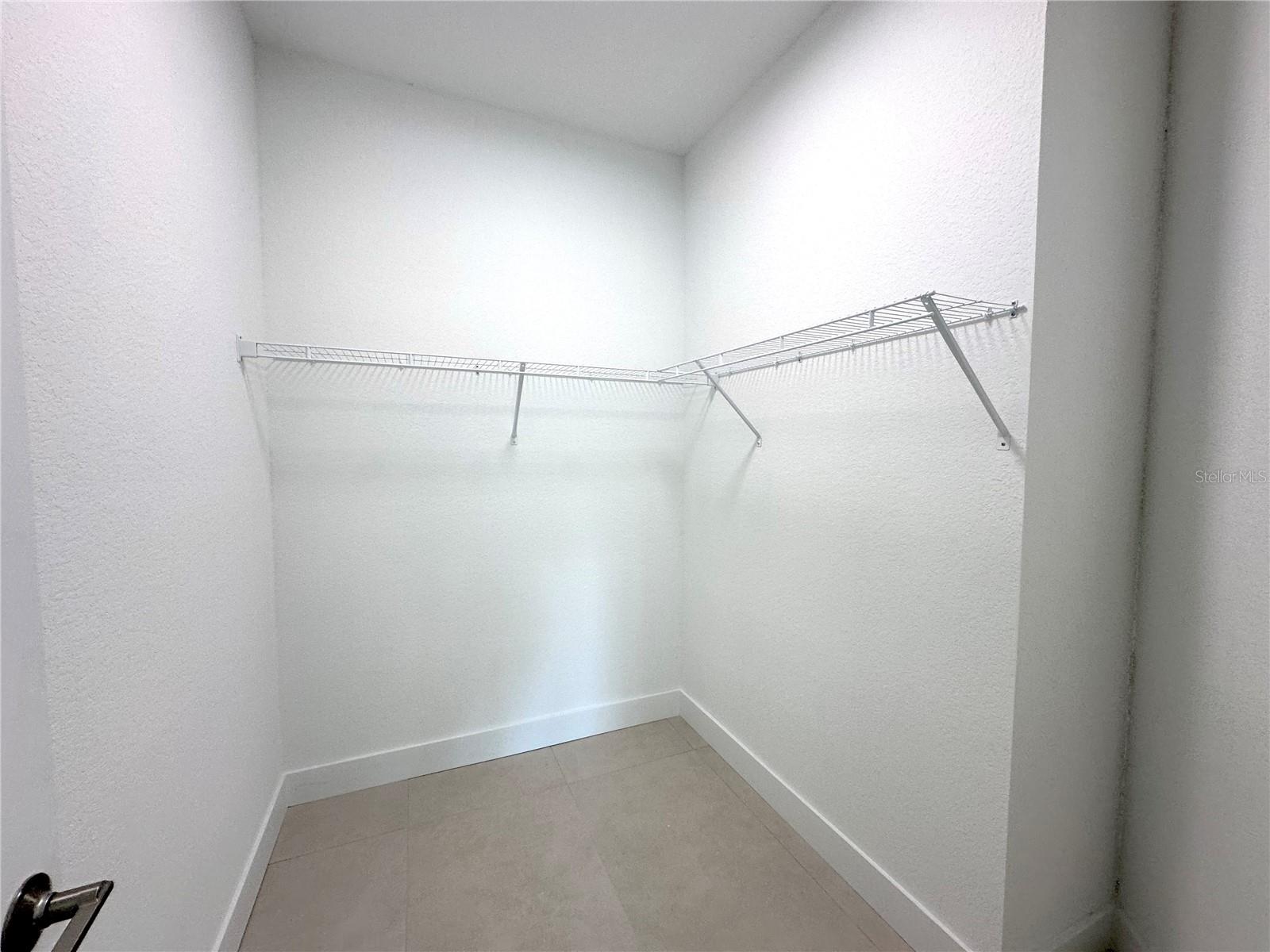 Image 16 of 40 For 26127 Northern Cross Road