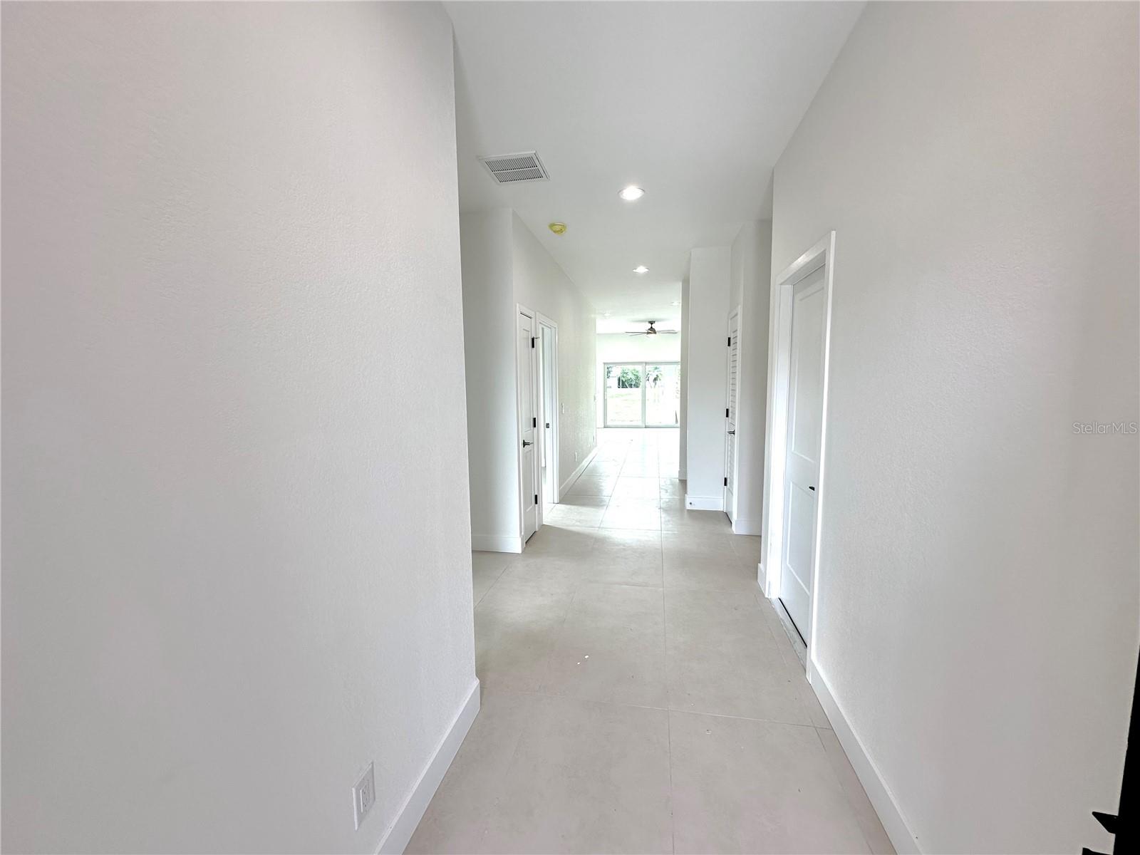 Image 23 of 40 For 26127 Northern Cross Road