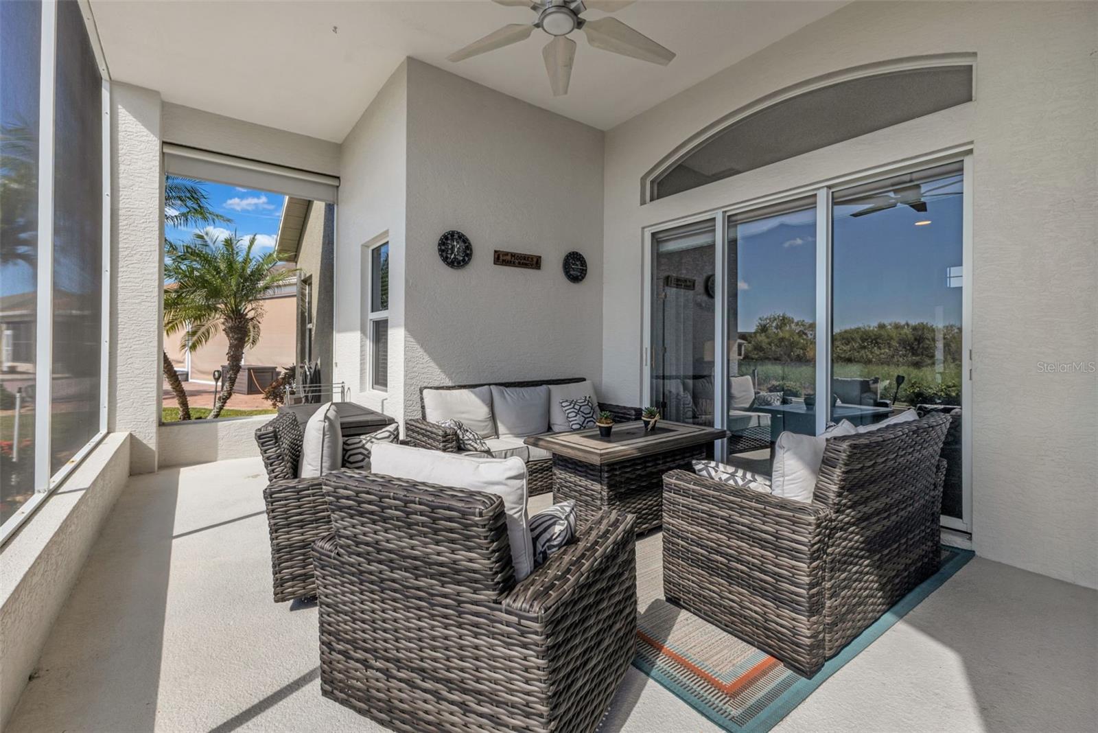 Image 9 of 46 For 24421 Manchester Trail