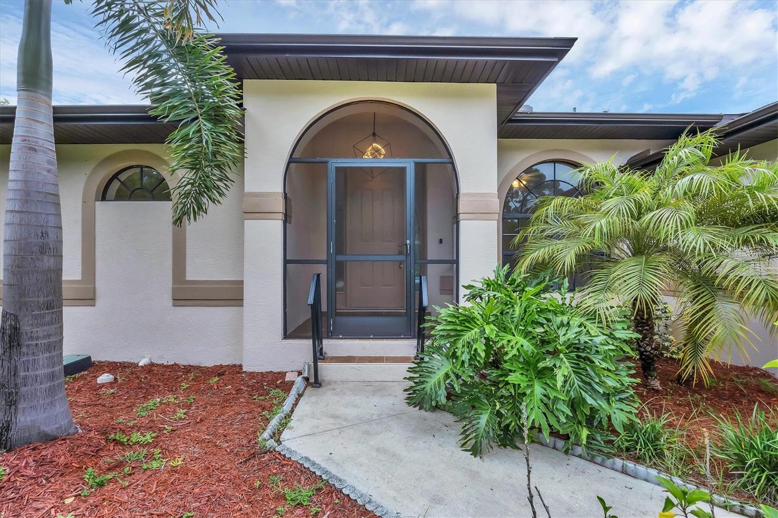 Image 3 of 23 For 2112 Jacobs Street