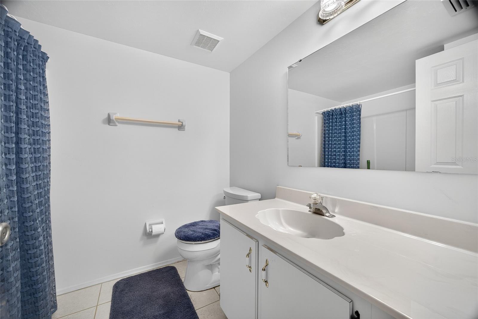 Image 16 of 30 For 3310 Loveland Boulevard 2104