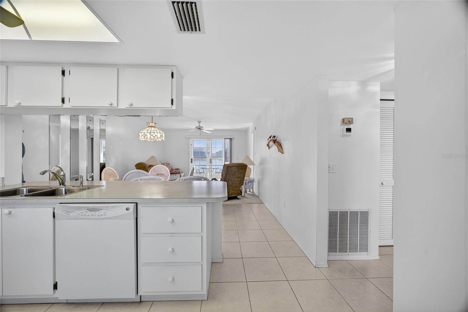 Image 5 of 30 For 3310 Loveland Boulevard 2104