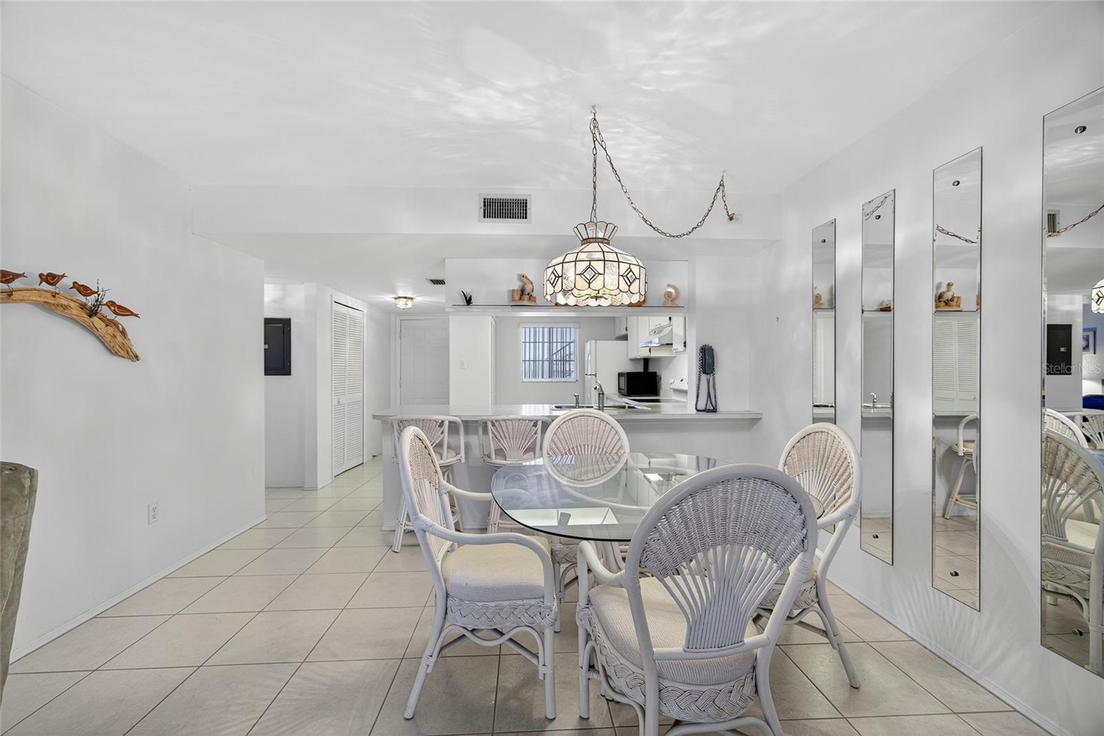 Image 9 of 30 For 3310 Loveland Boulevard 2104