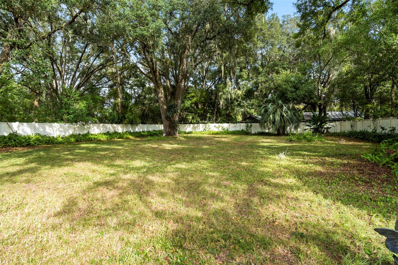 Image 34 of 43 For 3223 Hampton Avenue E