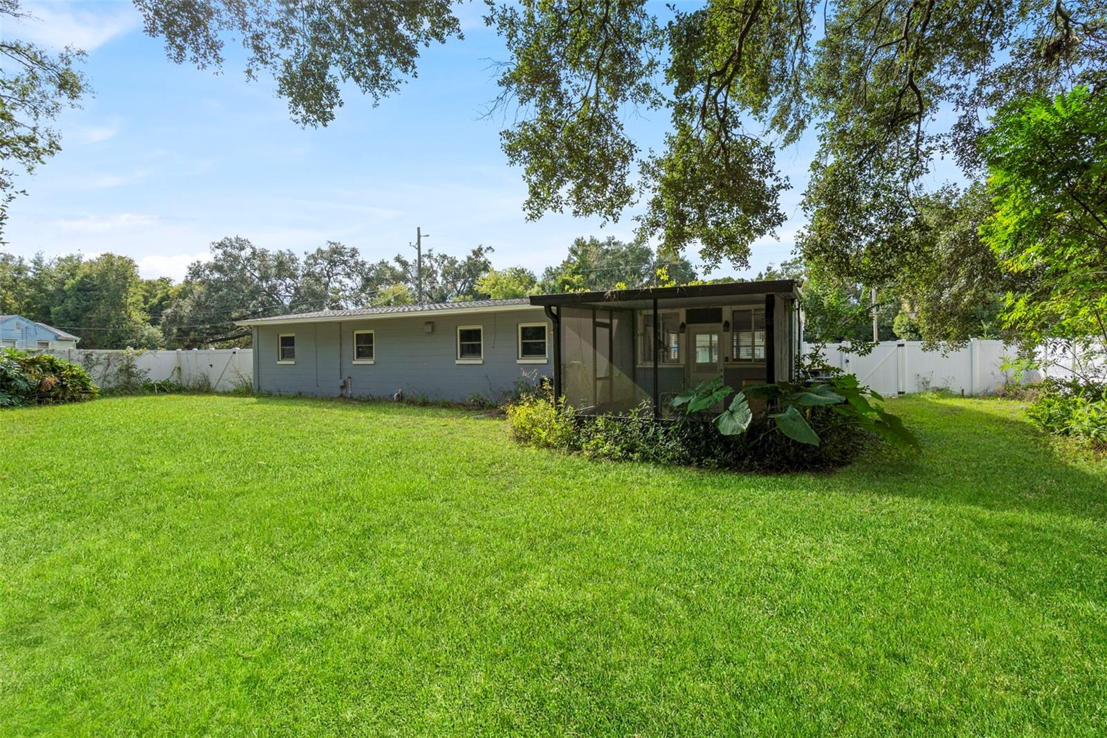 Image 43 of 43 For 3223 Hampton Avenue E