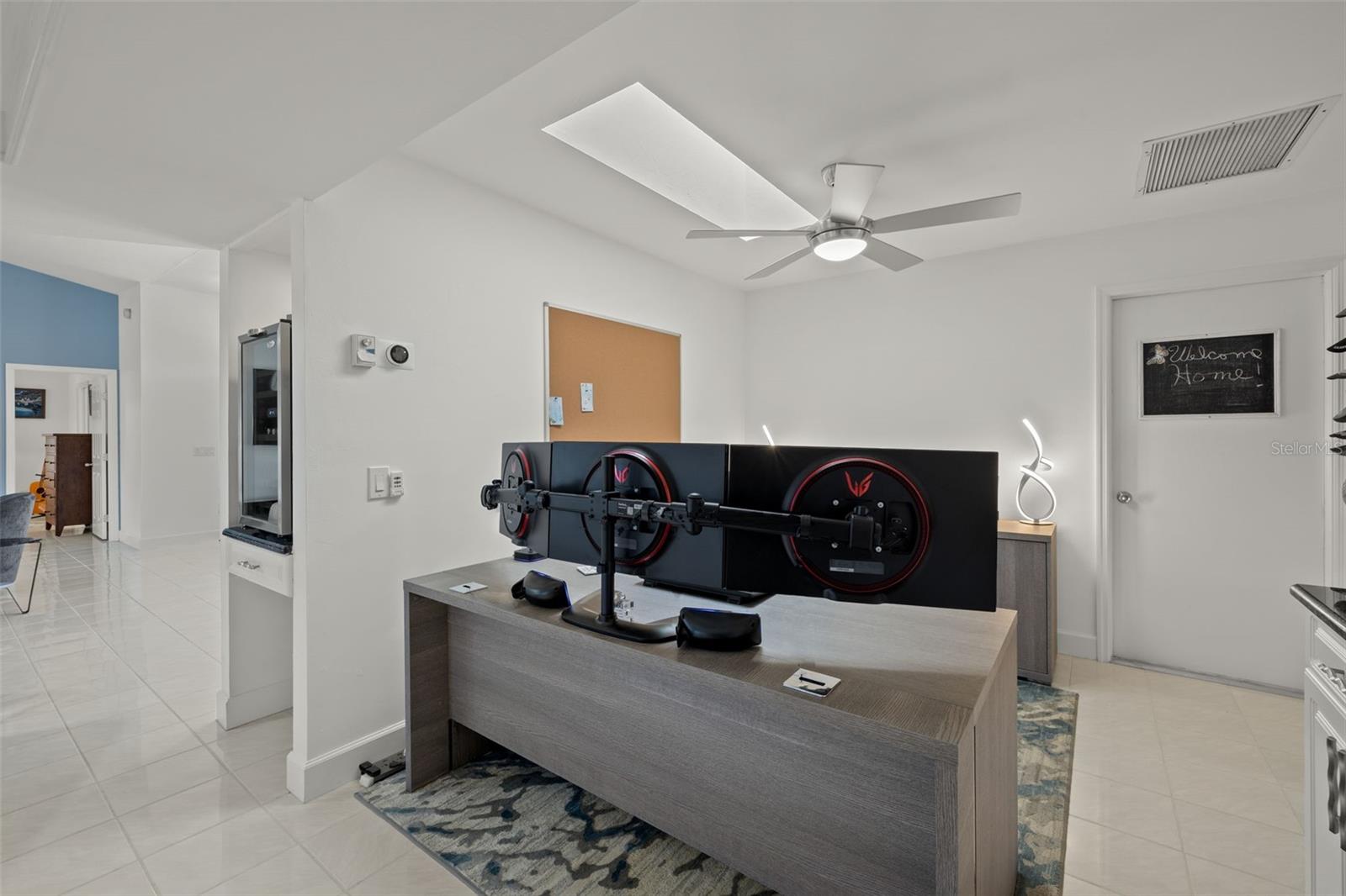 Image 22 of 43 For 2223 10th Lane