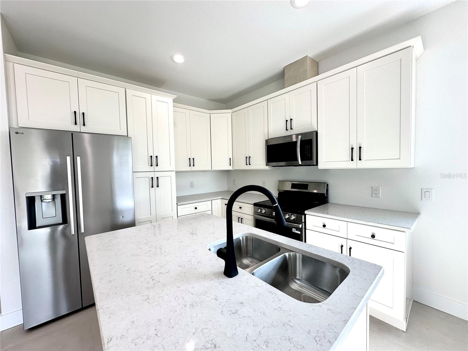 Image 38 of 40 For 26129 Northern Cross Road