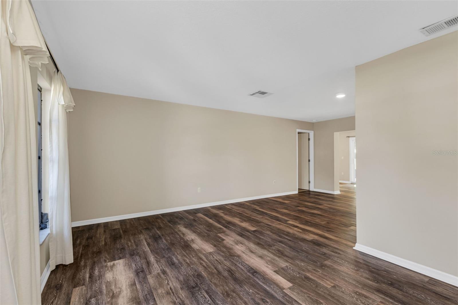 Image 7 of 54 For 26061 Concepcion Drive