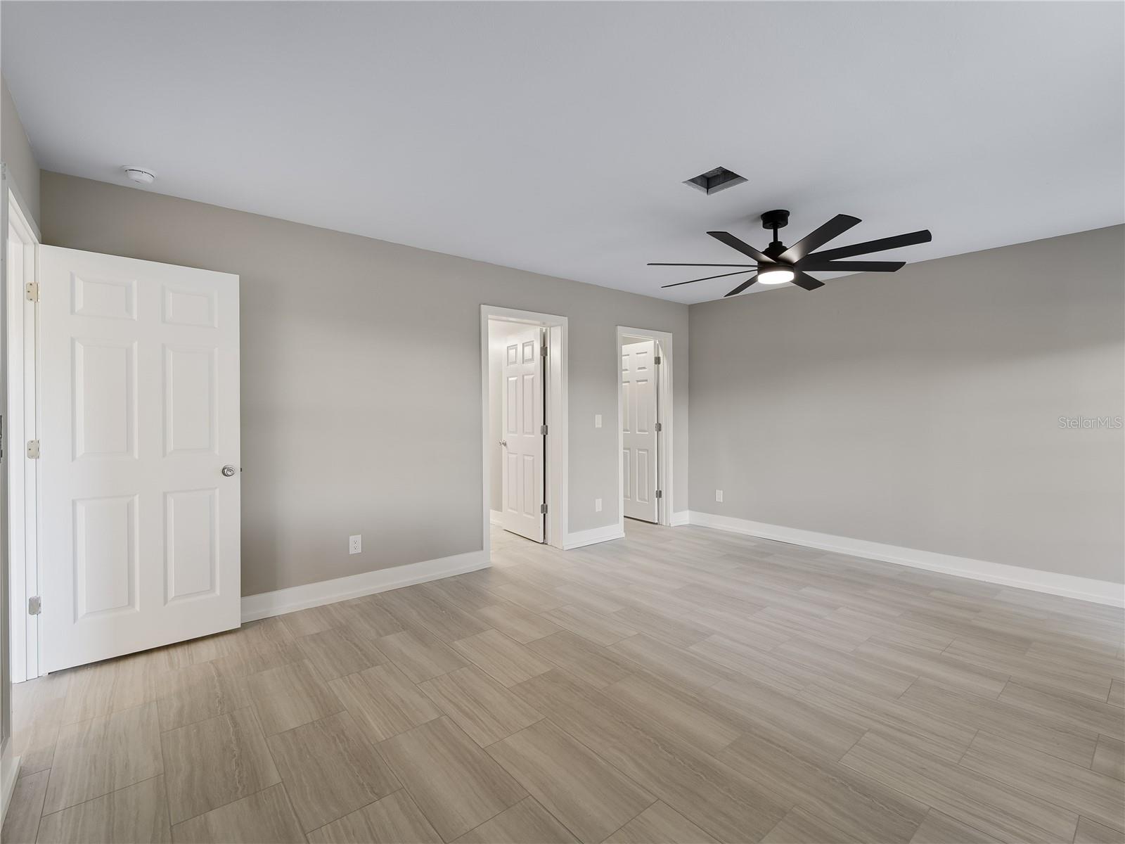 Image 11 of 69 For 1313 Driftwood Drive