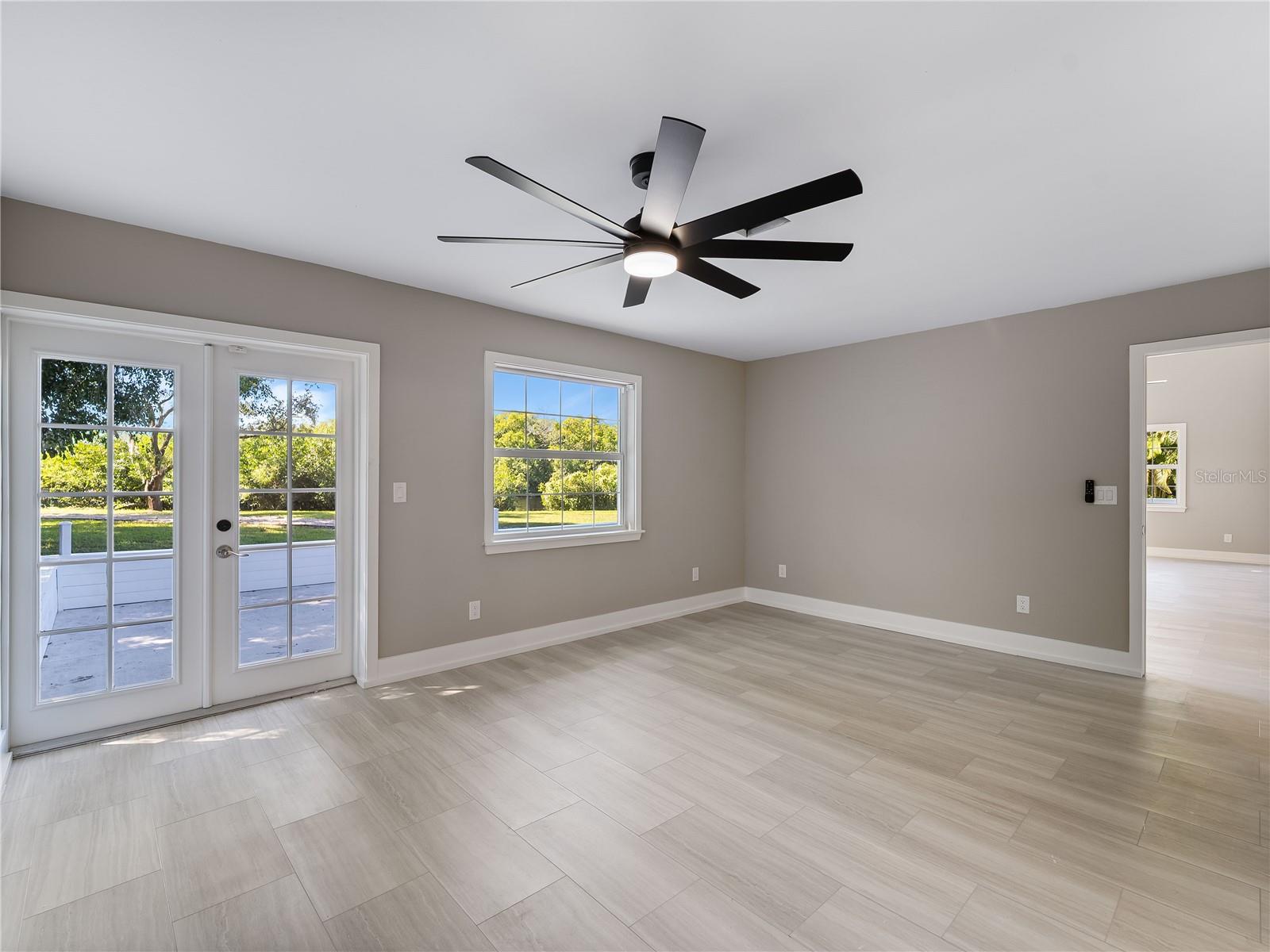 Image 14 of 69 For 1313 Driftwood Drive