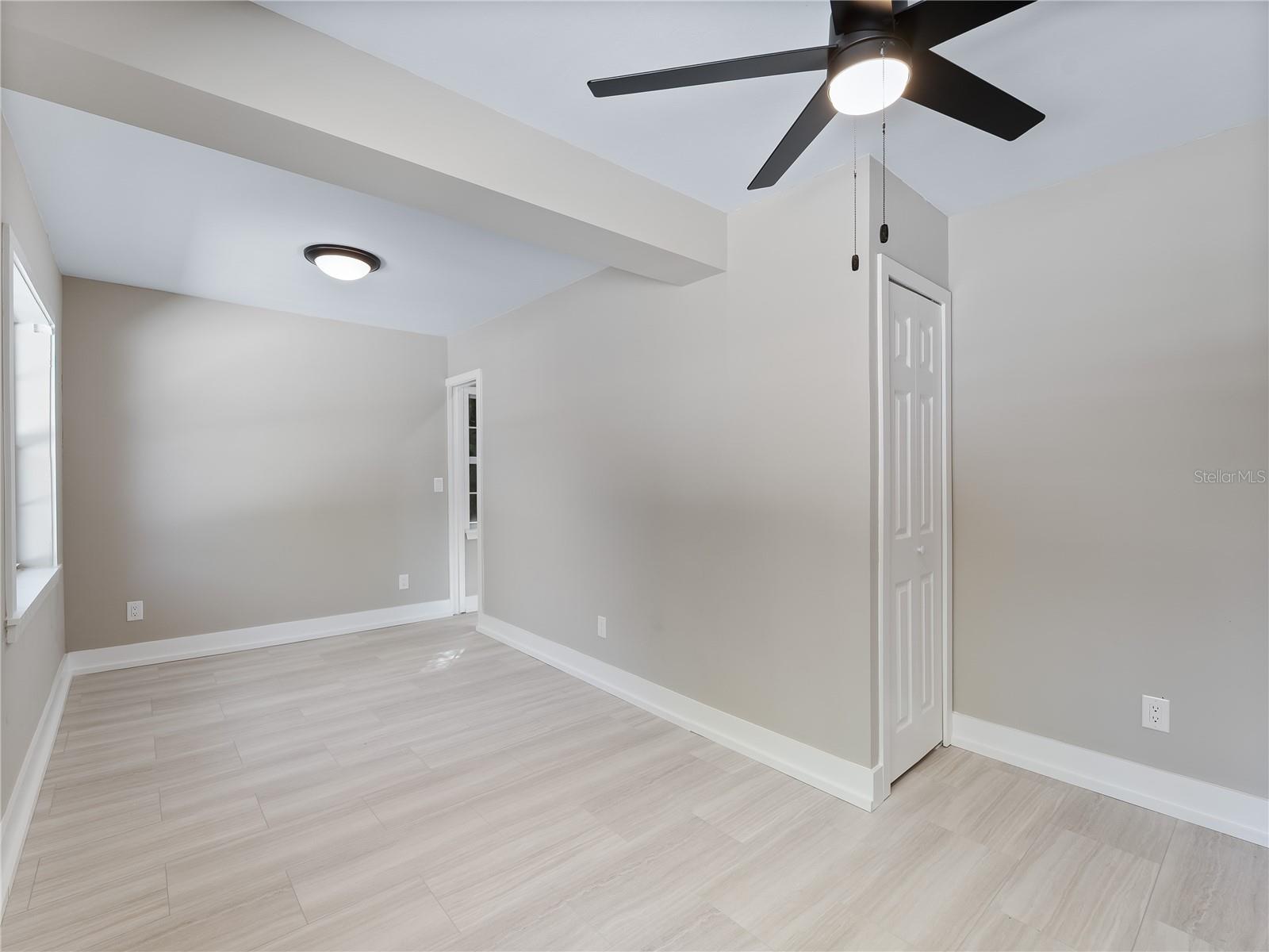 Image 18 of 69 For 1313 Driftwood Drive