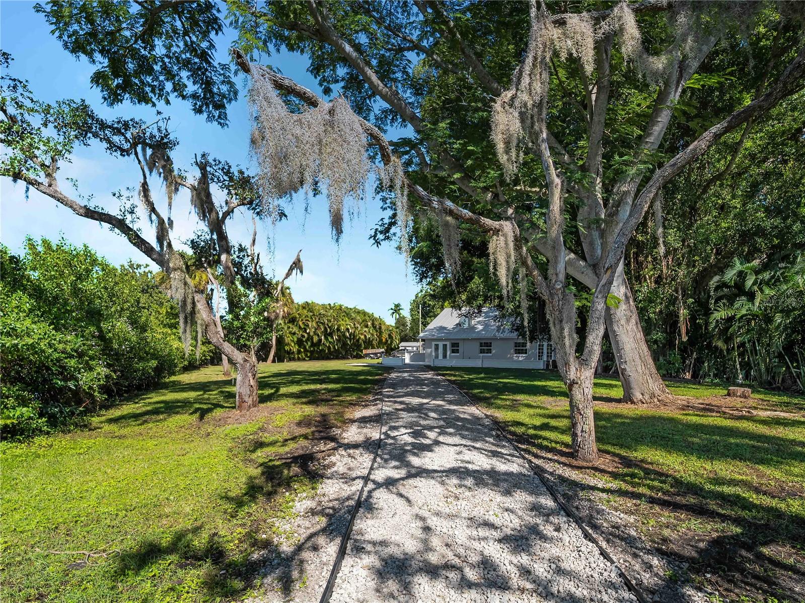 Image 55 of 69 For 1313 Driftwood Drive