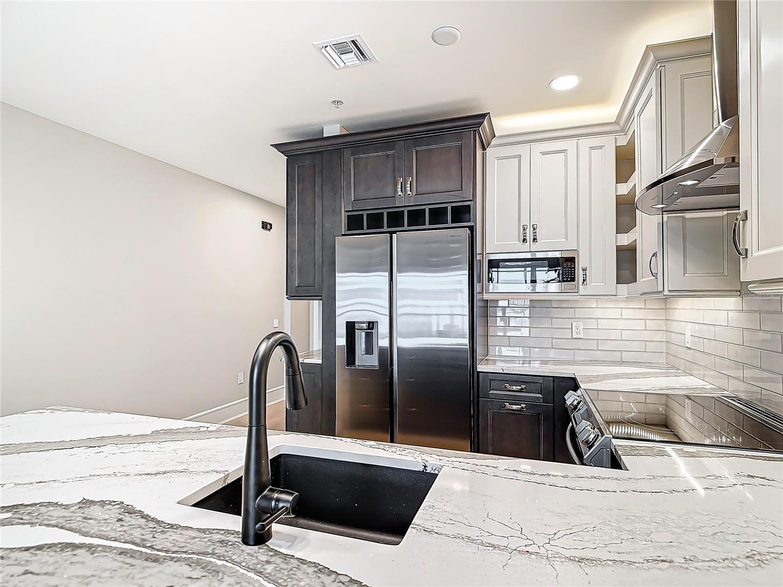 Image 14 of 80 For 2745 1st Street 111