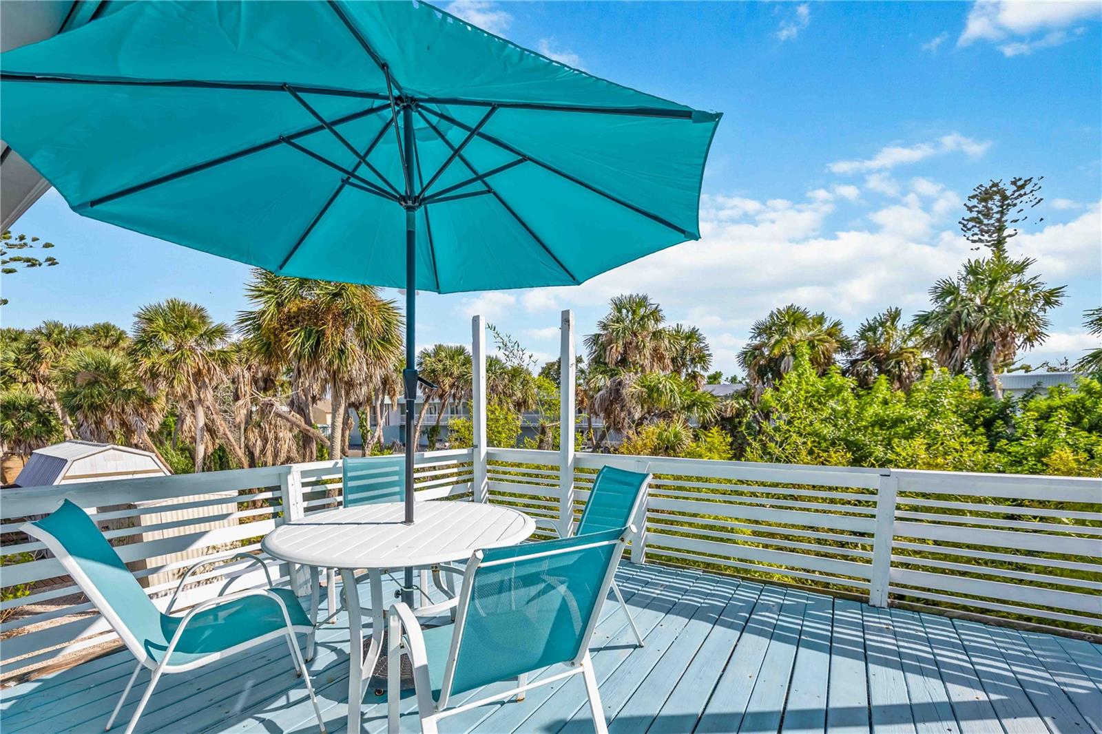 Image 20 of 79 For 5075 Beach Road B4