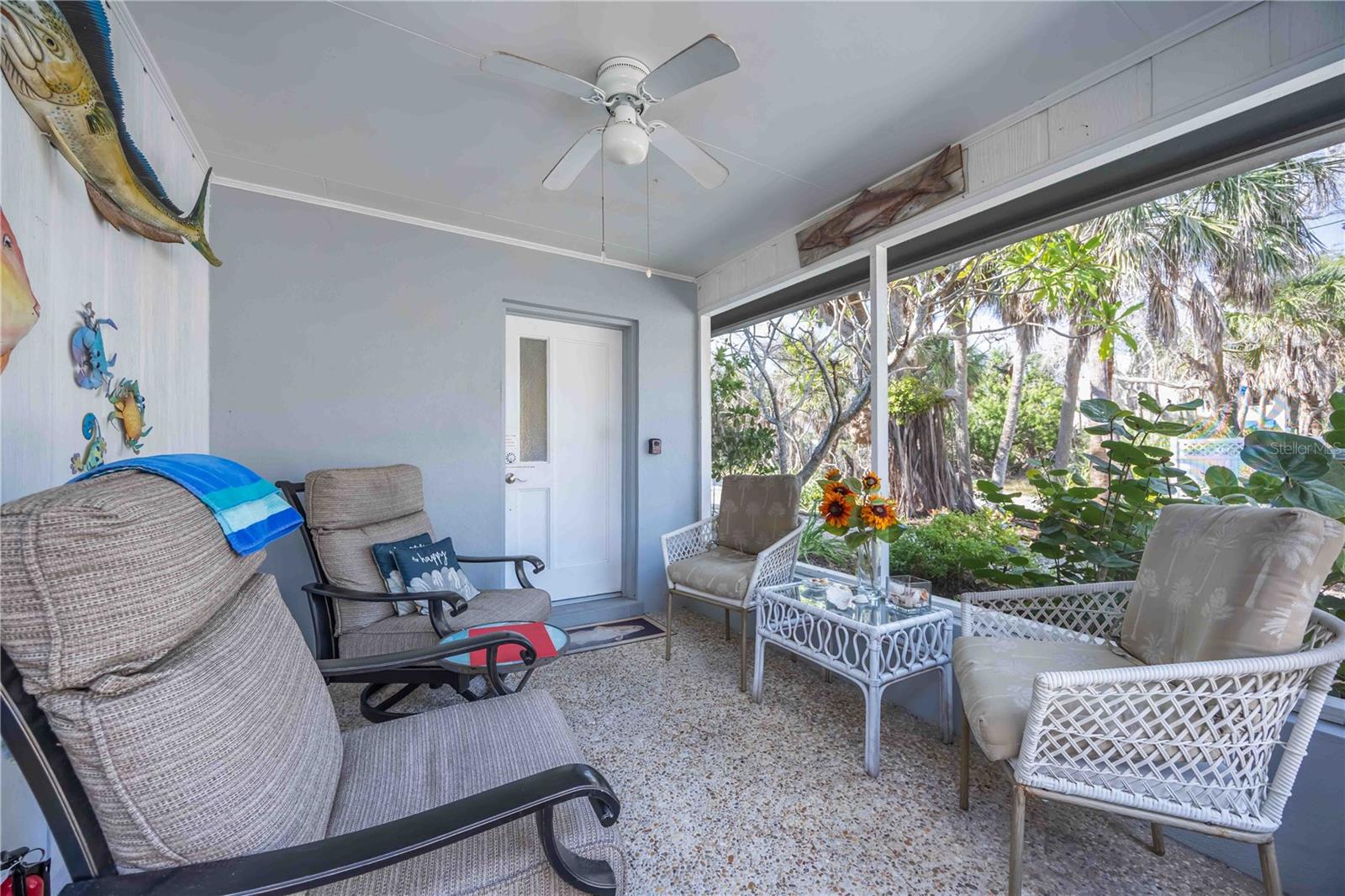 Image 22 of 79 For 5075 Beach Road B4