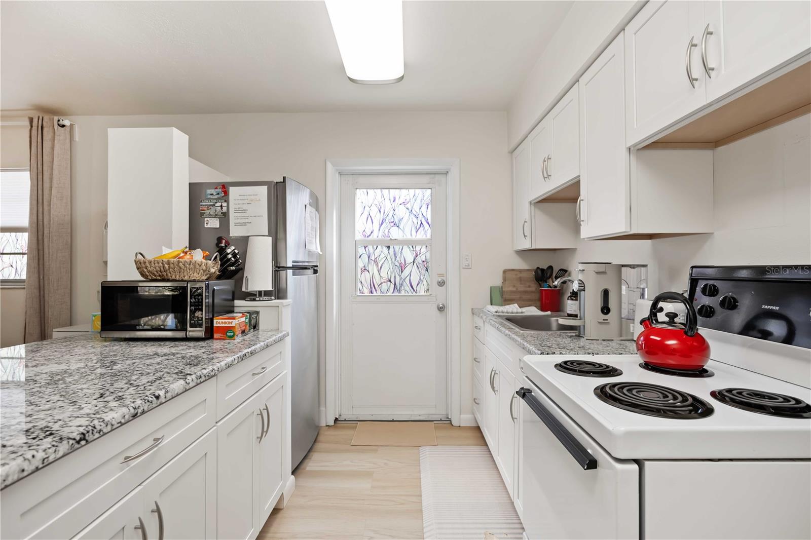 Image 27 of 79 For 5075 Beach Road B4