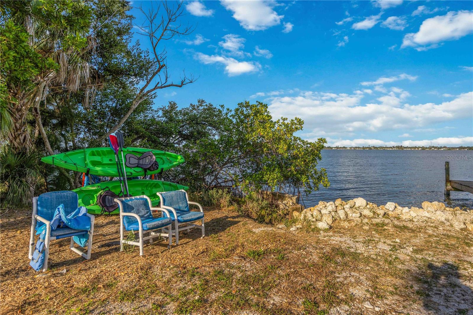 Image 60 of 79 For 5075 Beach Road B4