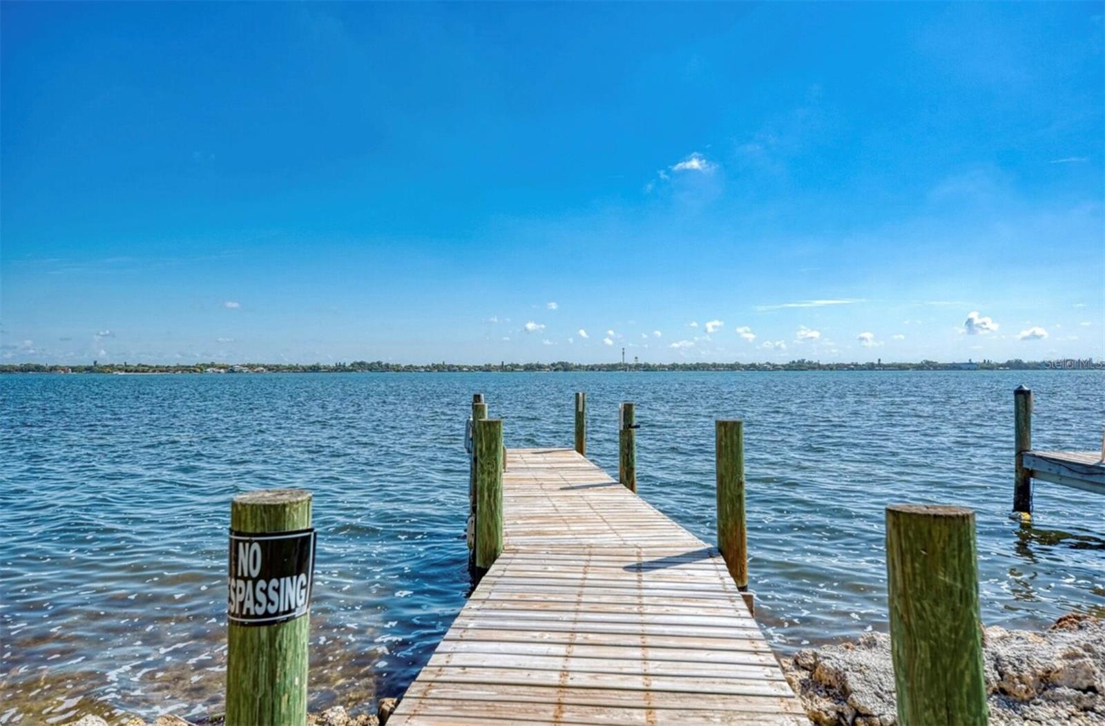 Image 62 of 79 For 5075 Beach Road B4