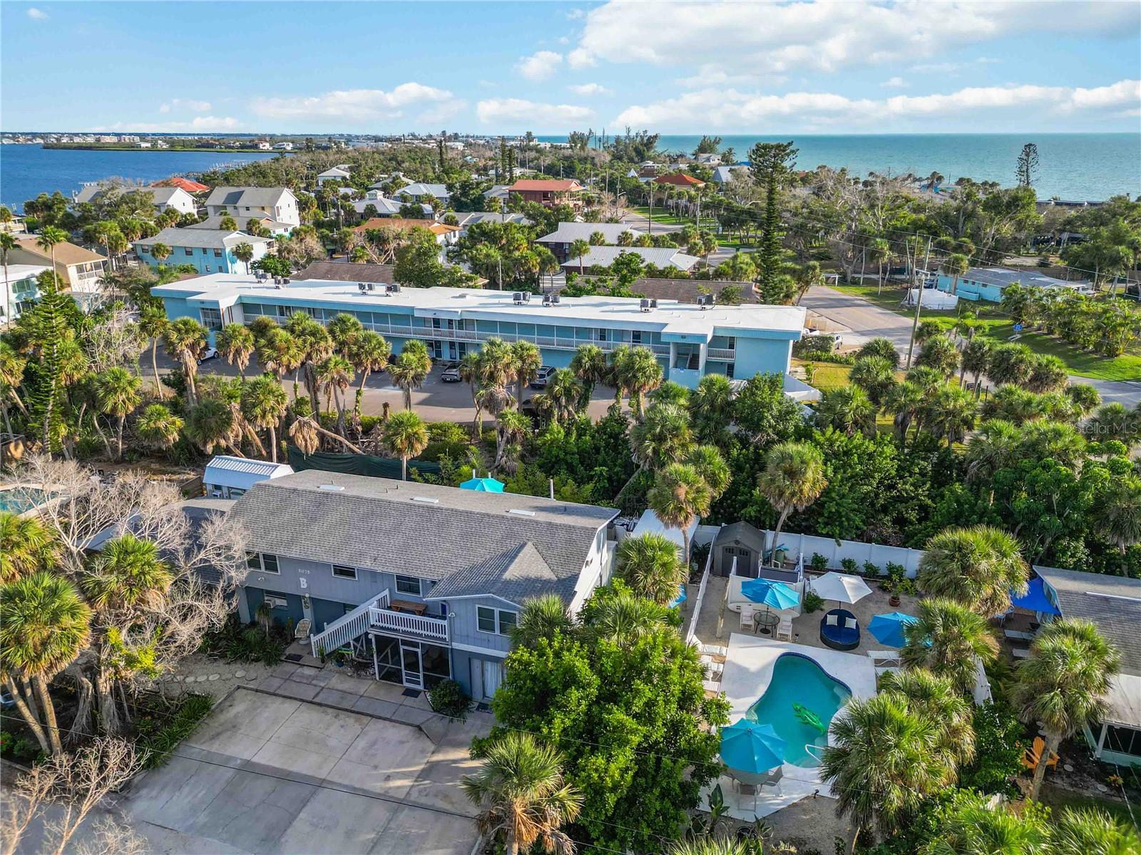 Image 64 of 79 For 5075 Beach Road B4