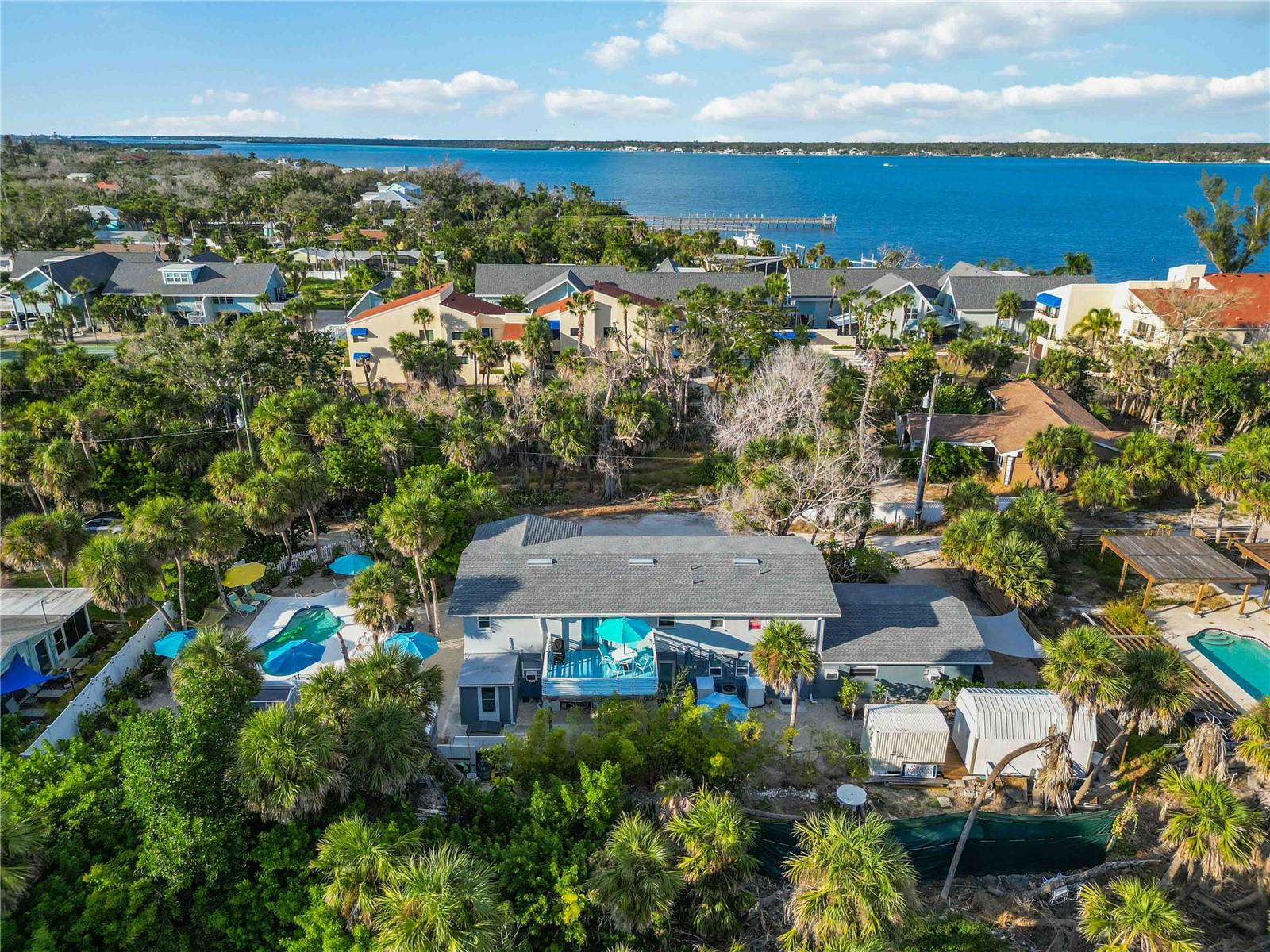 Image 66 of 79 For 5075 Beach Road B4