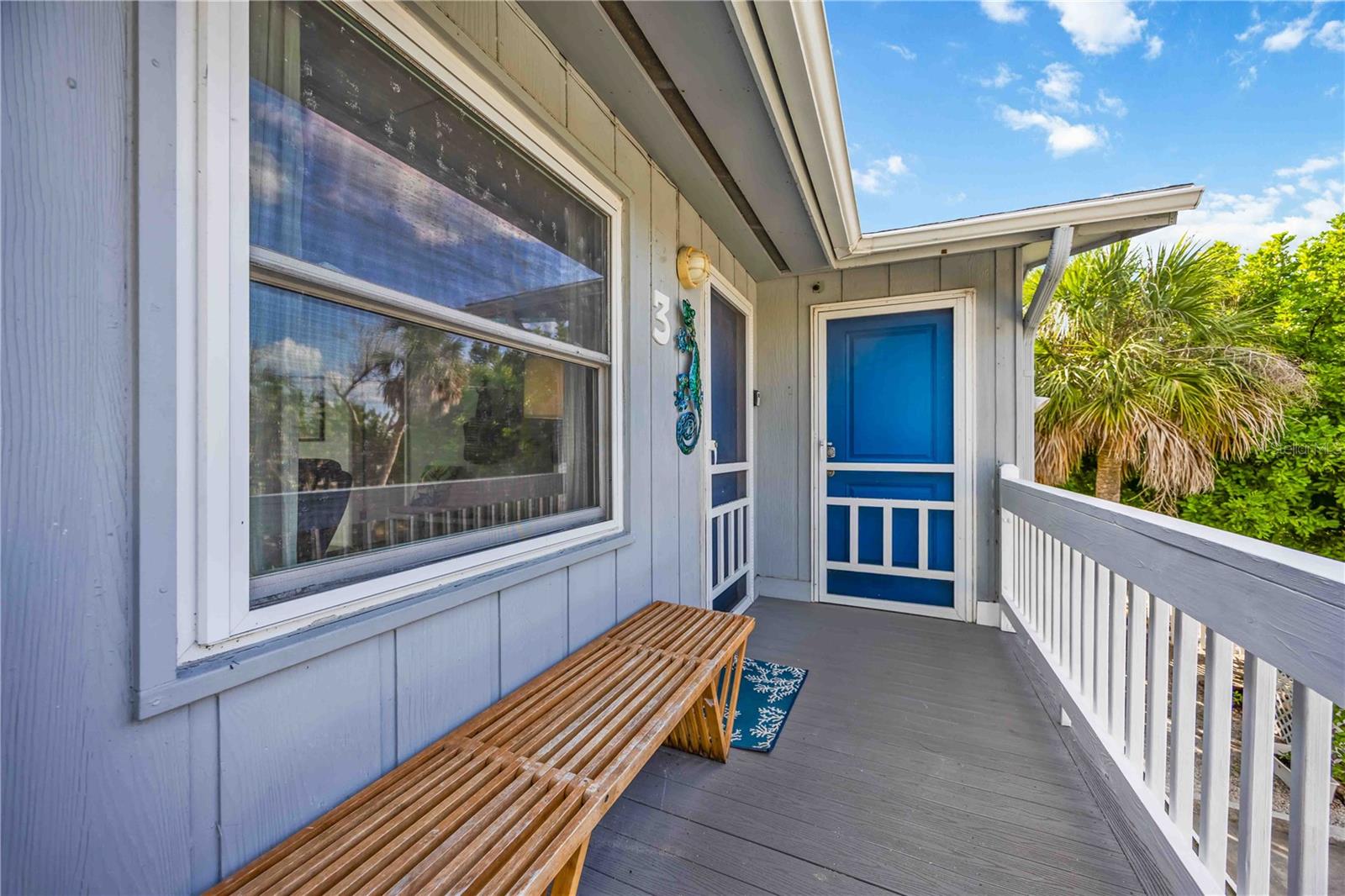 Image 9 of 79 For 5075 Beach Road B4