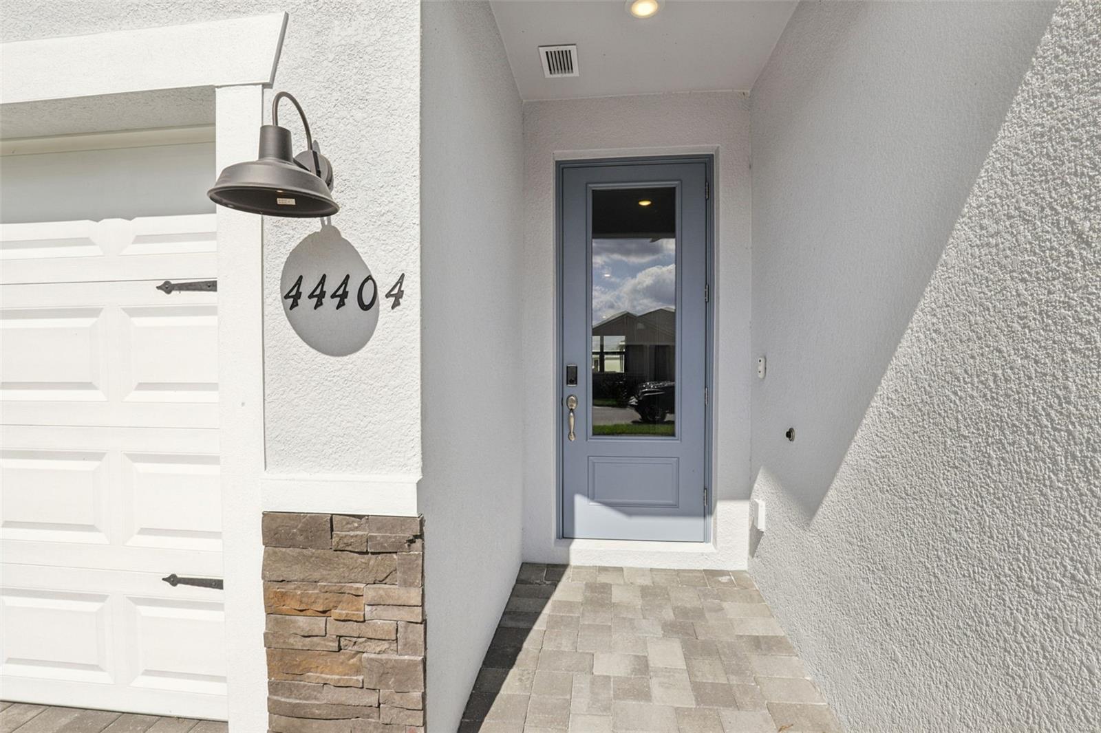 Image 3 of 41 For 44404 Frontier Drive