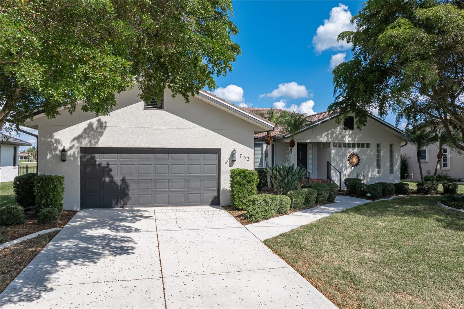 Image 13 of 65 For 733 Monaco Drive