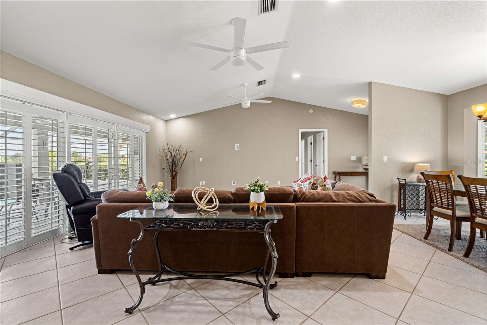 Image 19 of 65 For 733 Monaco Drive