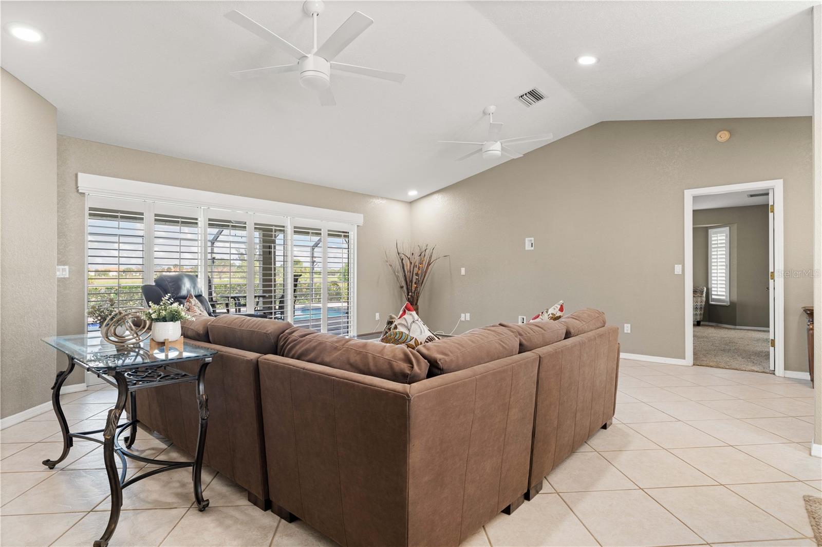 Image 20 of 65 For 733 Monaco Drive