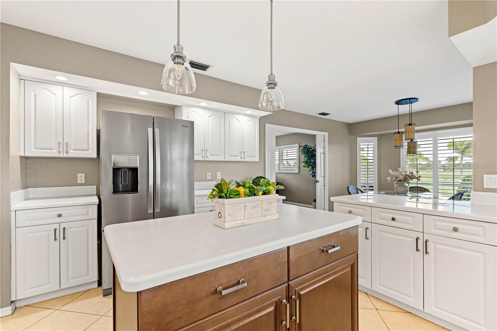 Image 27 of 65 For 733 Monaco Drive