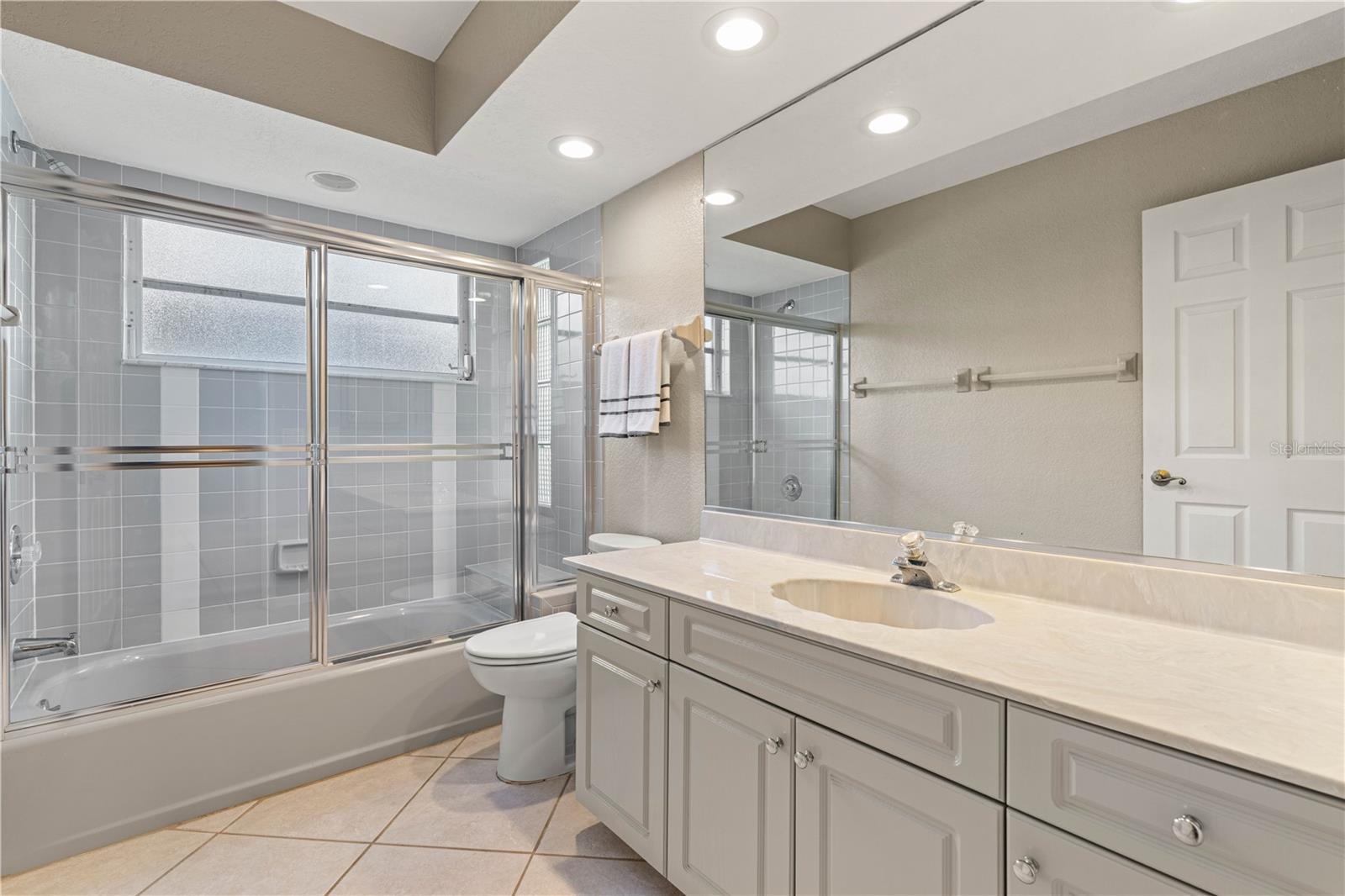 Image 39 of 65 For 733 Monaco Drive