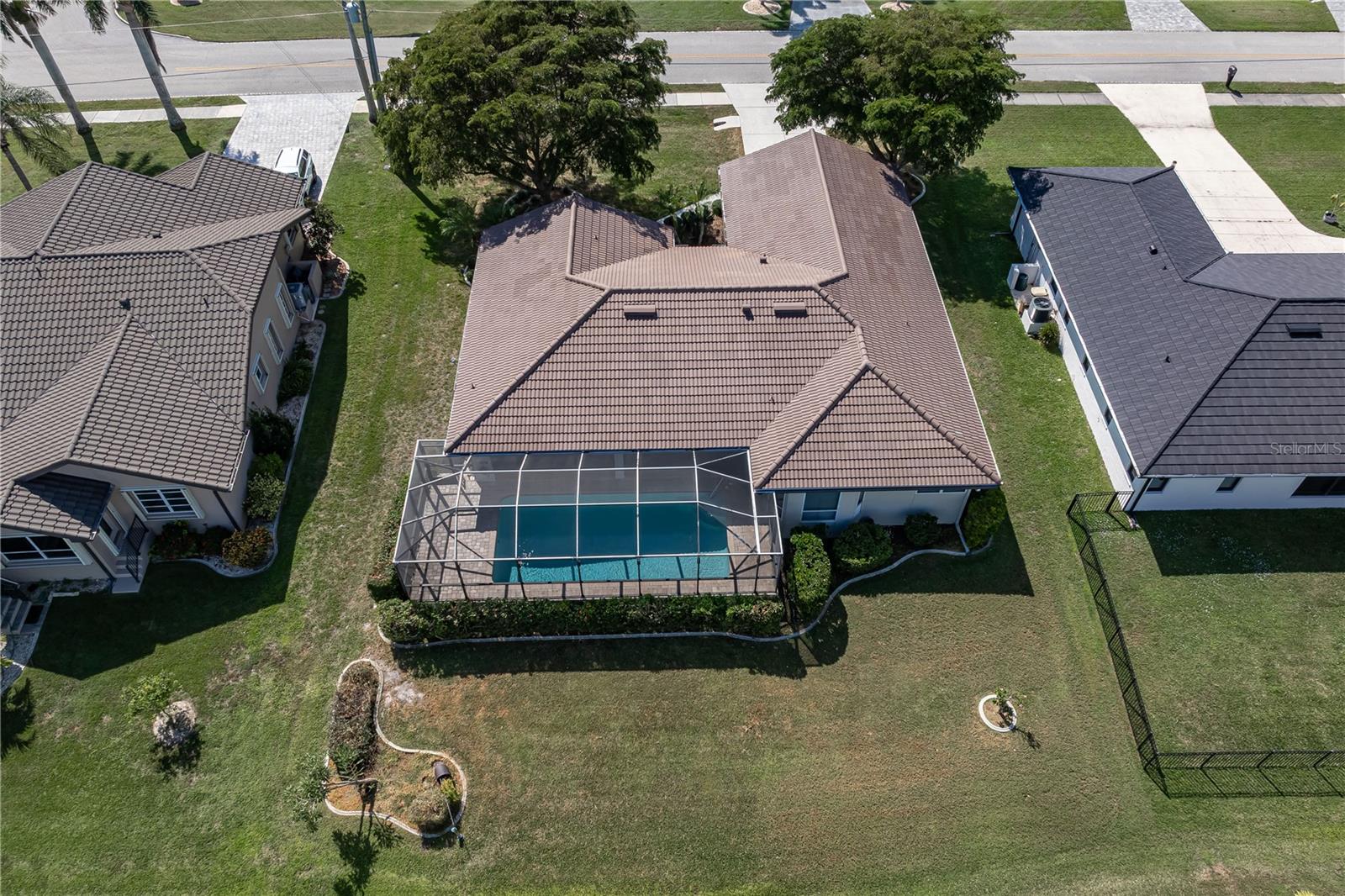 Image 60 of 65 For 733 Monaco Drive