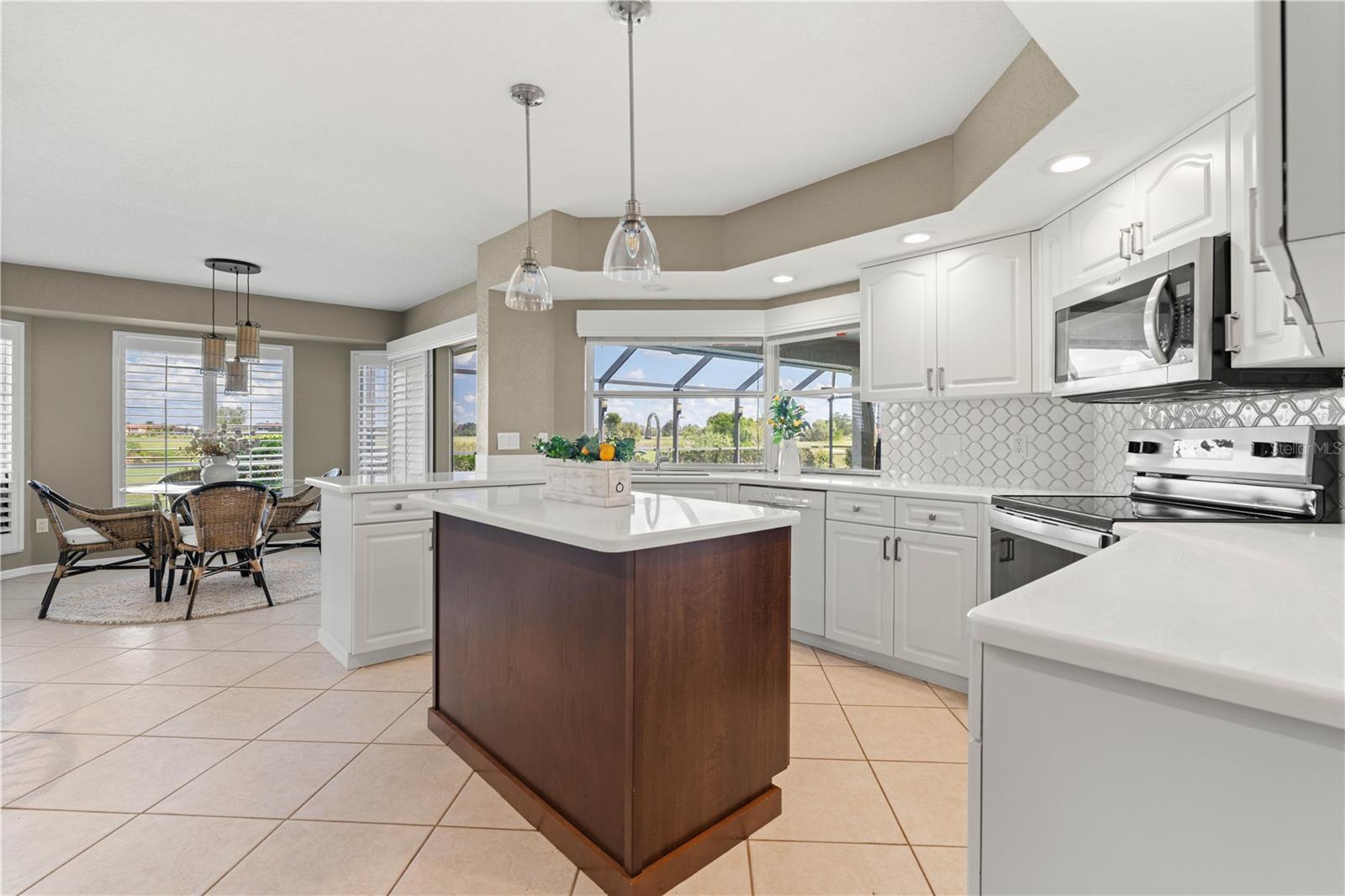 Image 7 of 65 For 733 Monaco Drive