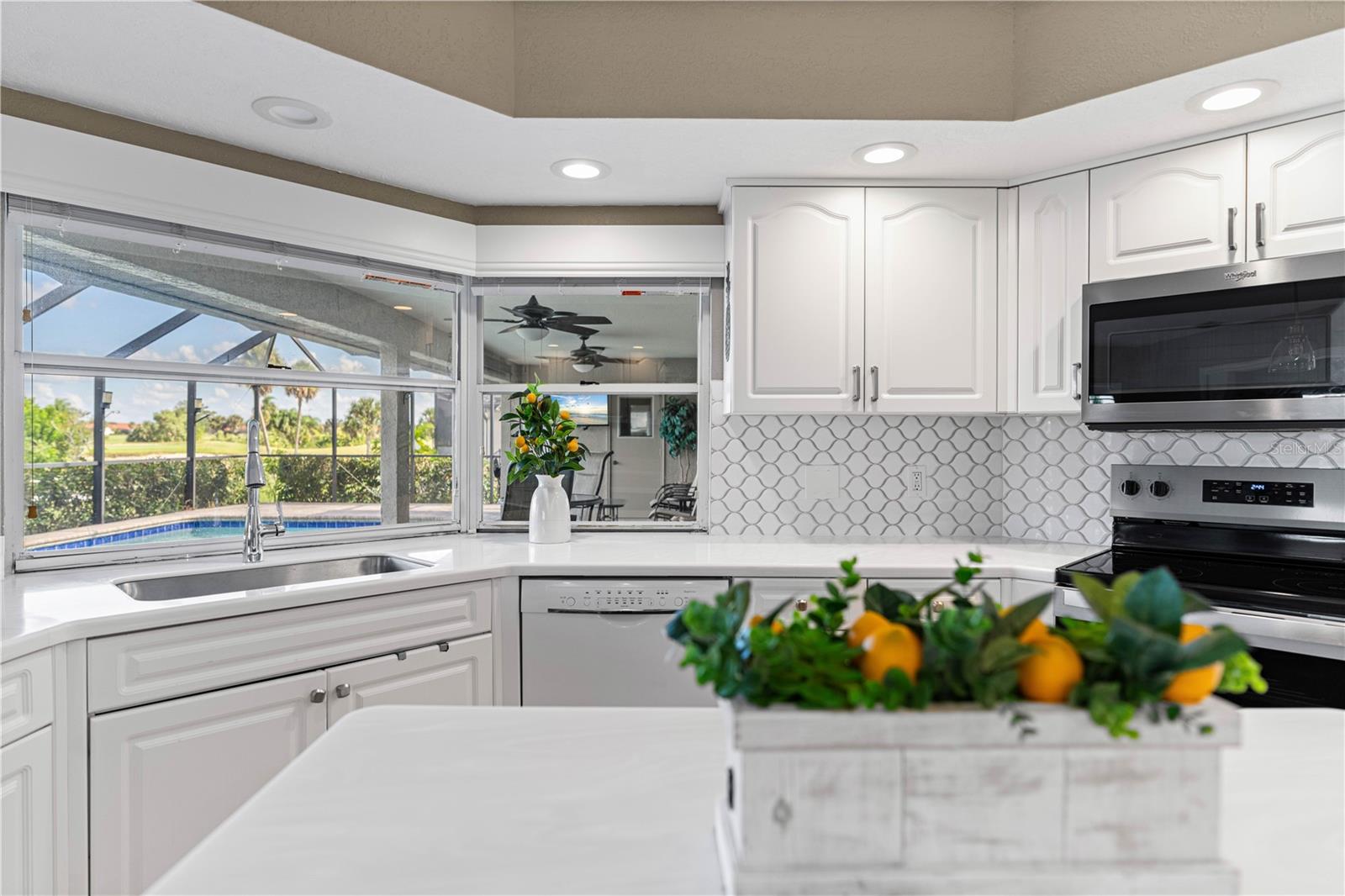 Image 8 of 65 For 733 Monaco Drive