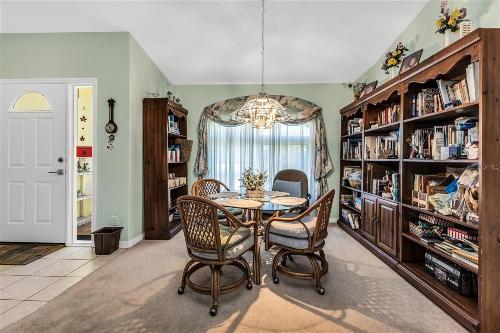 Image 11 of 35 For 10512 Euston Avenue