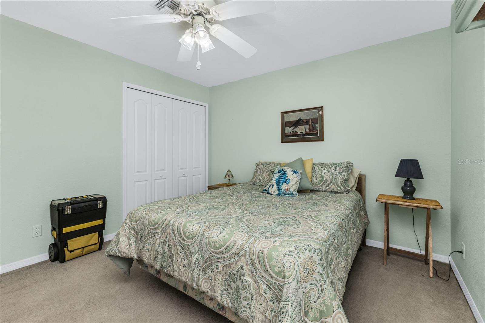 Image 21 of 35 For 10512 Euston Avenue