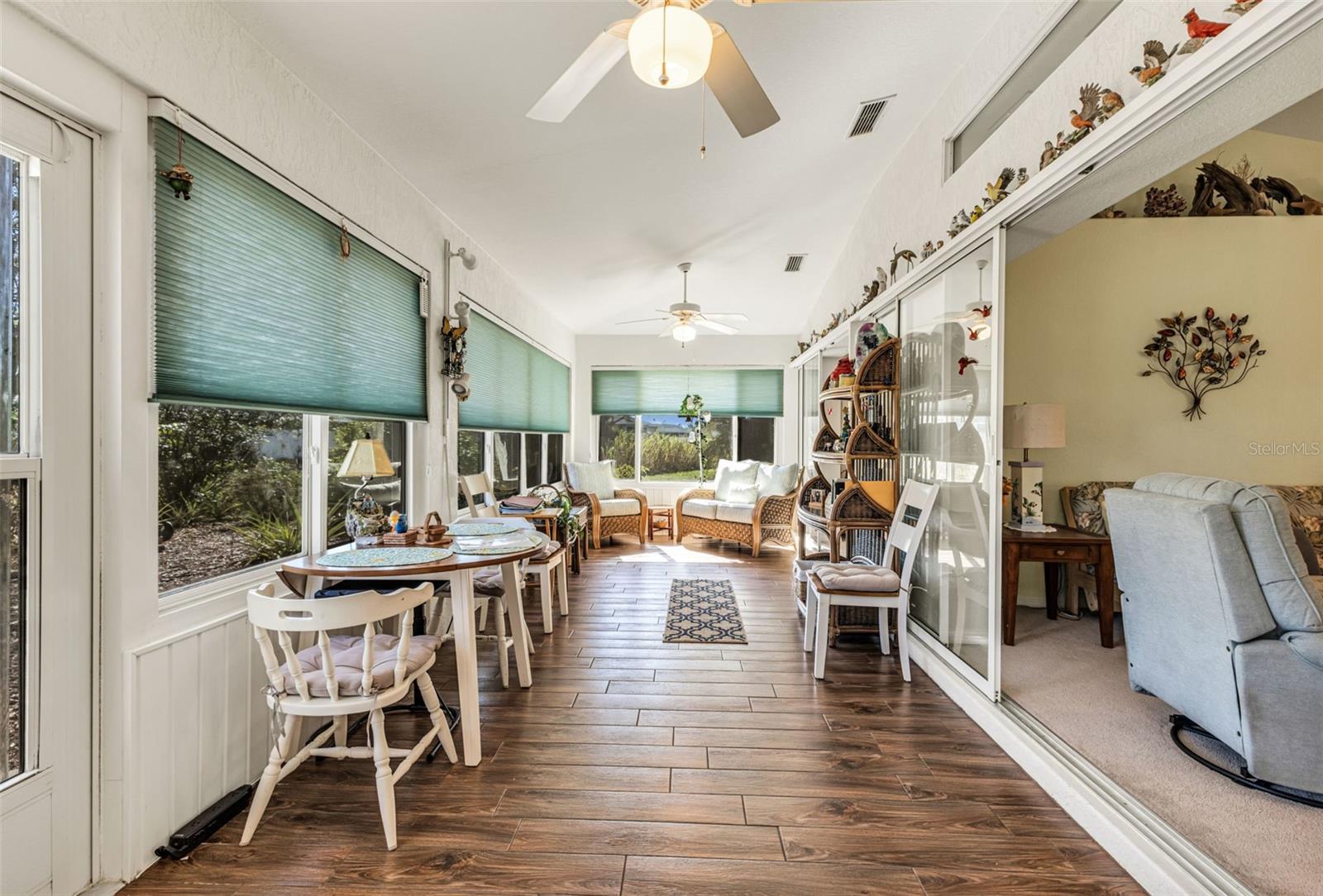 Image 26 of 35 For 10512 Euston Avenue